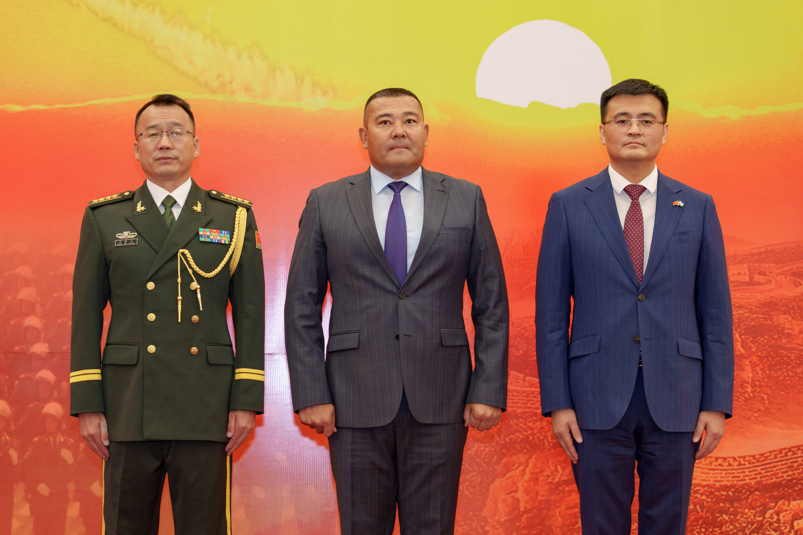 Приём в честь 96-й годовщины образования Народно-освободительно армии. Георгий Намазов | Фотограф в Ташкенте