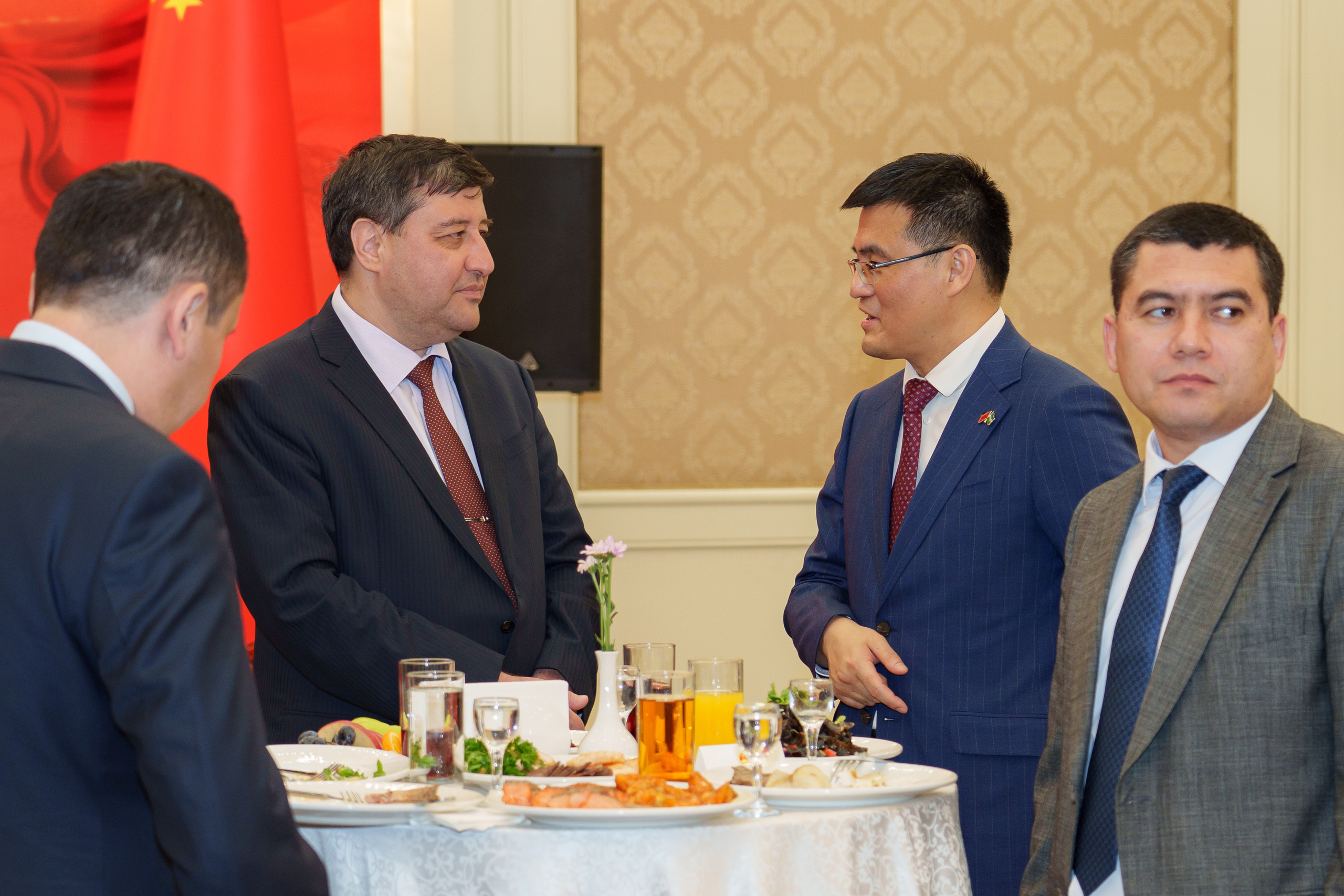 Приём в честь 96-й годовщины образования Народно-освободительно армии. Георгий Намазов | Фотограф в Ташкенте