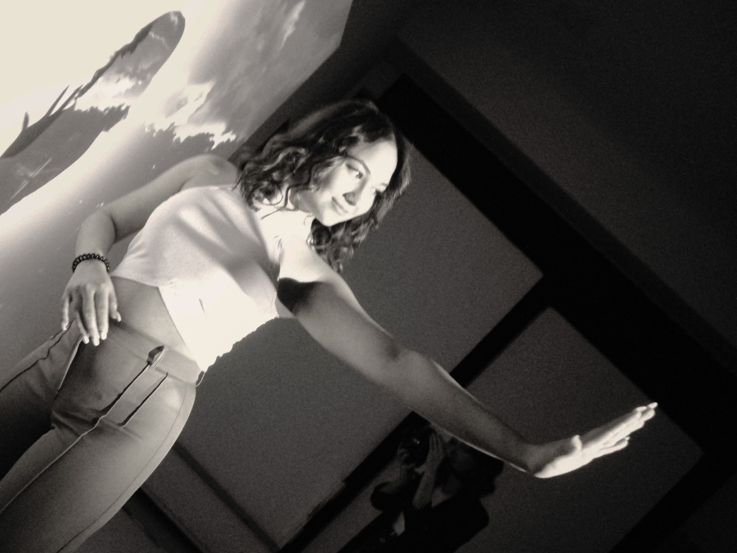 Victoria. Art Projector. Георгий Намазов | Фотограф в Ташкенте