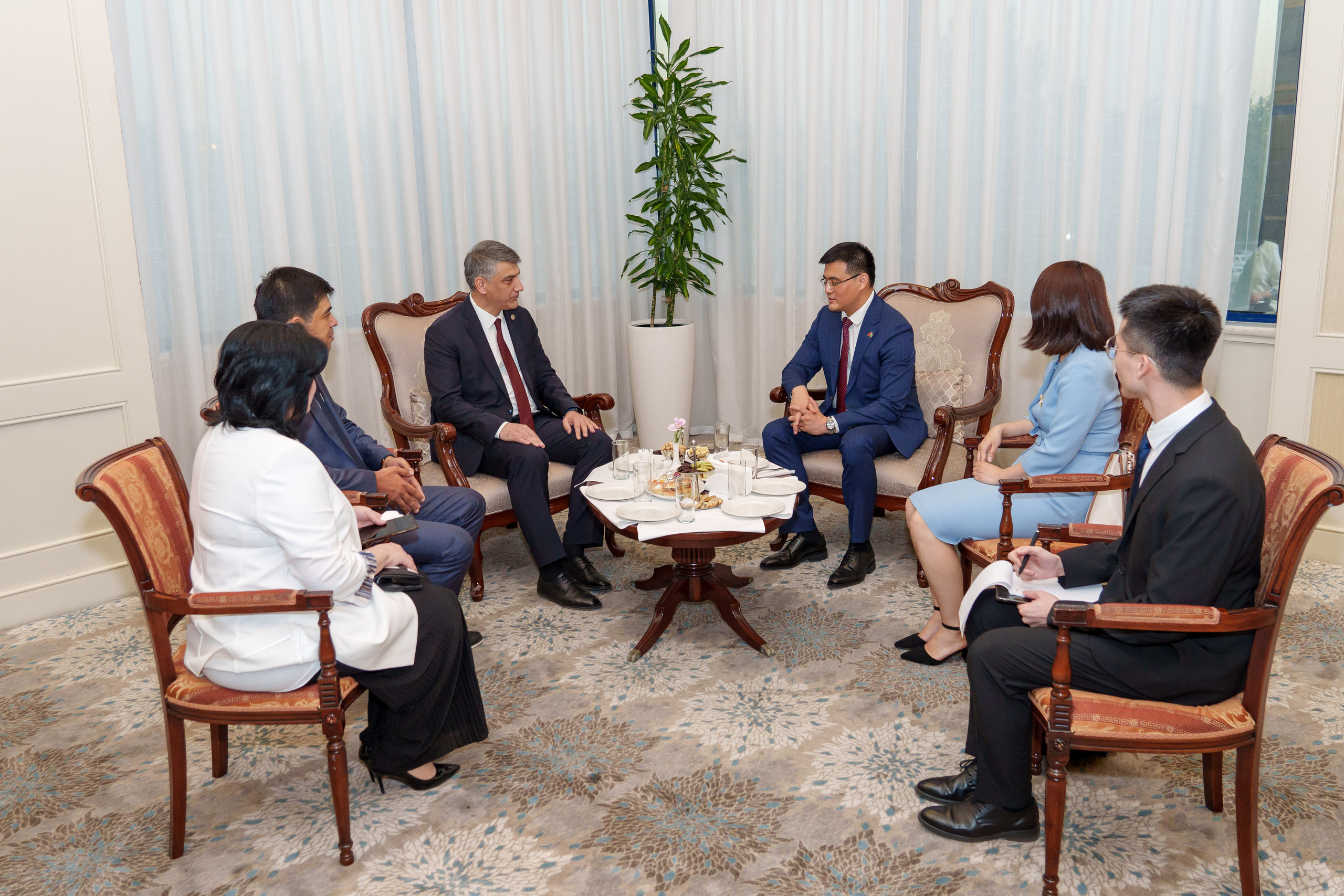 Приём в честь 96-й годовщины образования Народно-освободительно армии. Георгий Намазов | Фотограф в Ташкенте