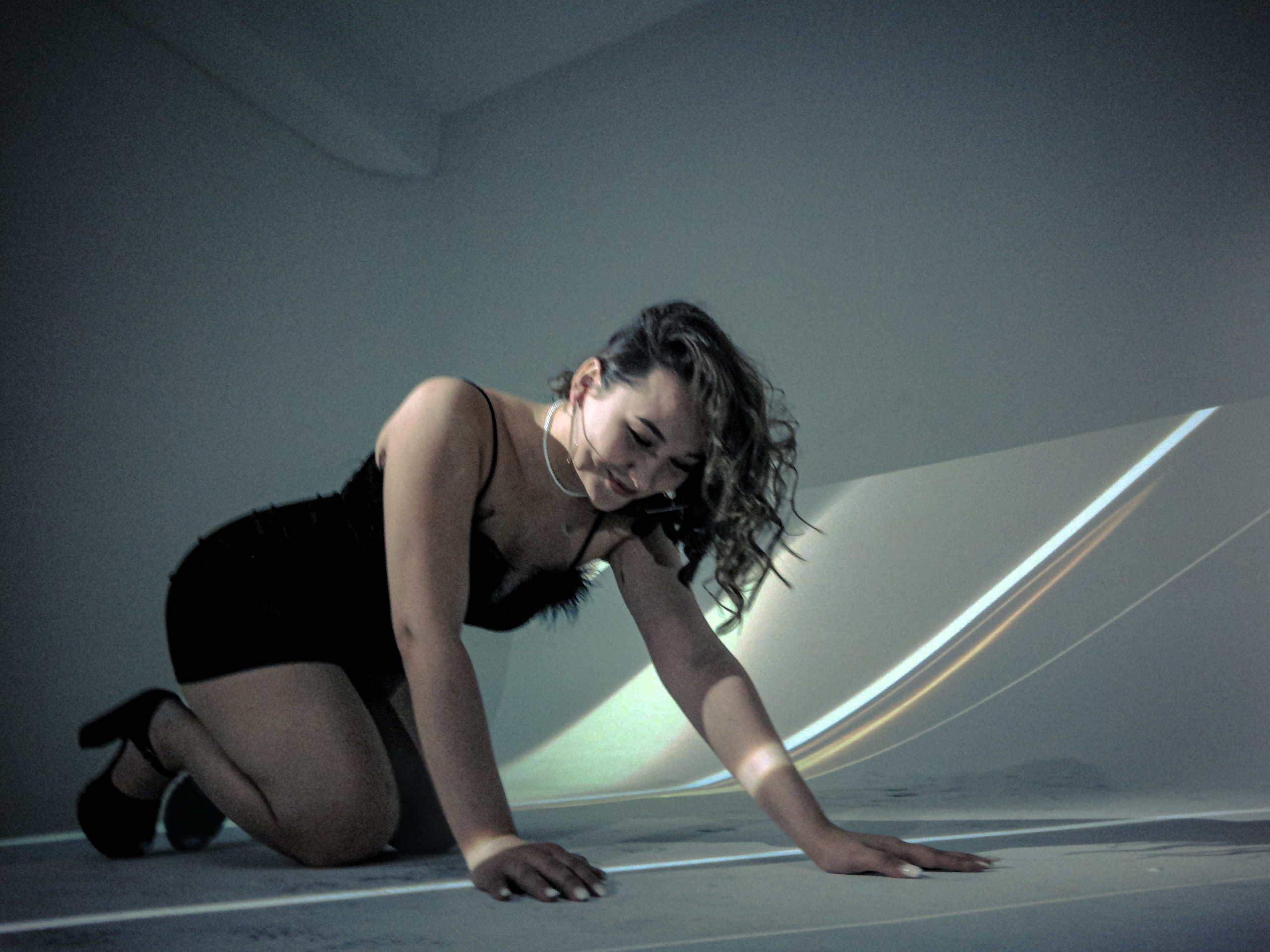 Victoria. Art Projector. Георгий Намазов | Фотограф в Ташкенте