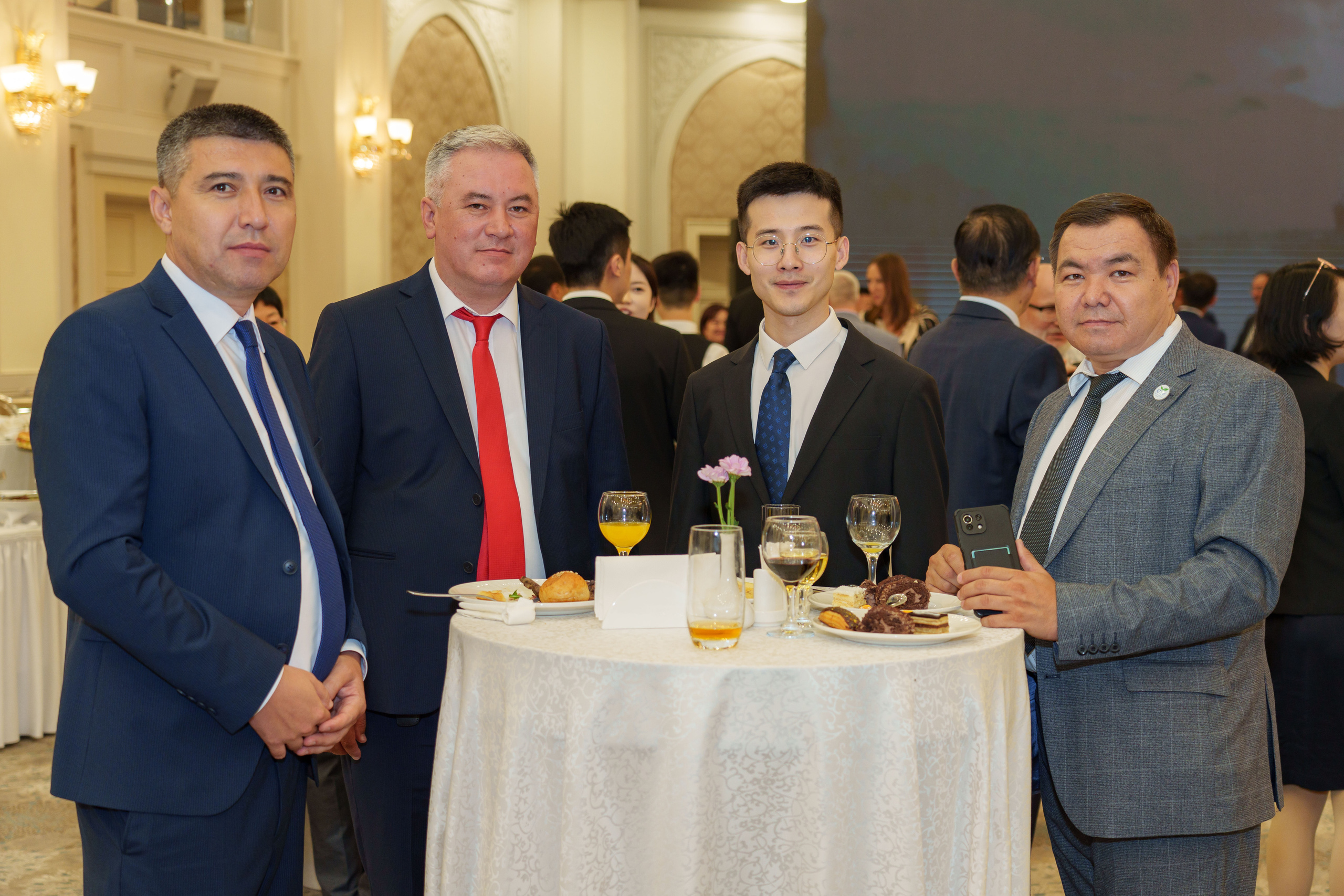 Приём в честь 96-й годовщины образования Народно-освободительно армии. Георгий Намазов | Фотограф в Ташкенте