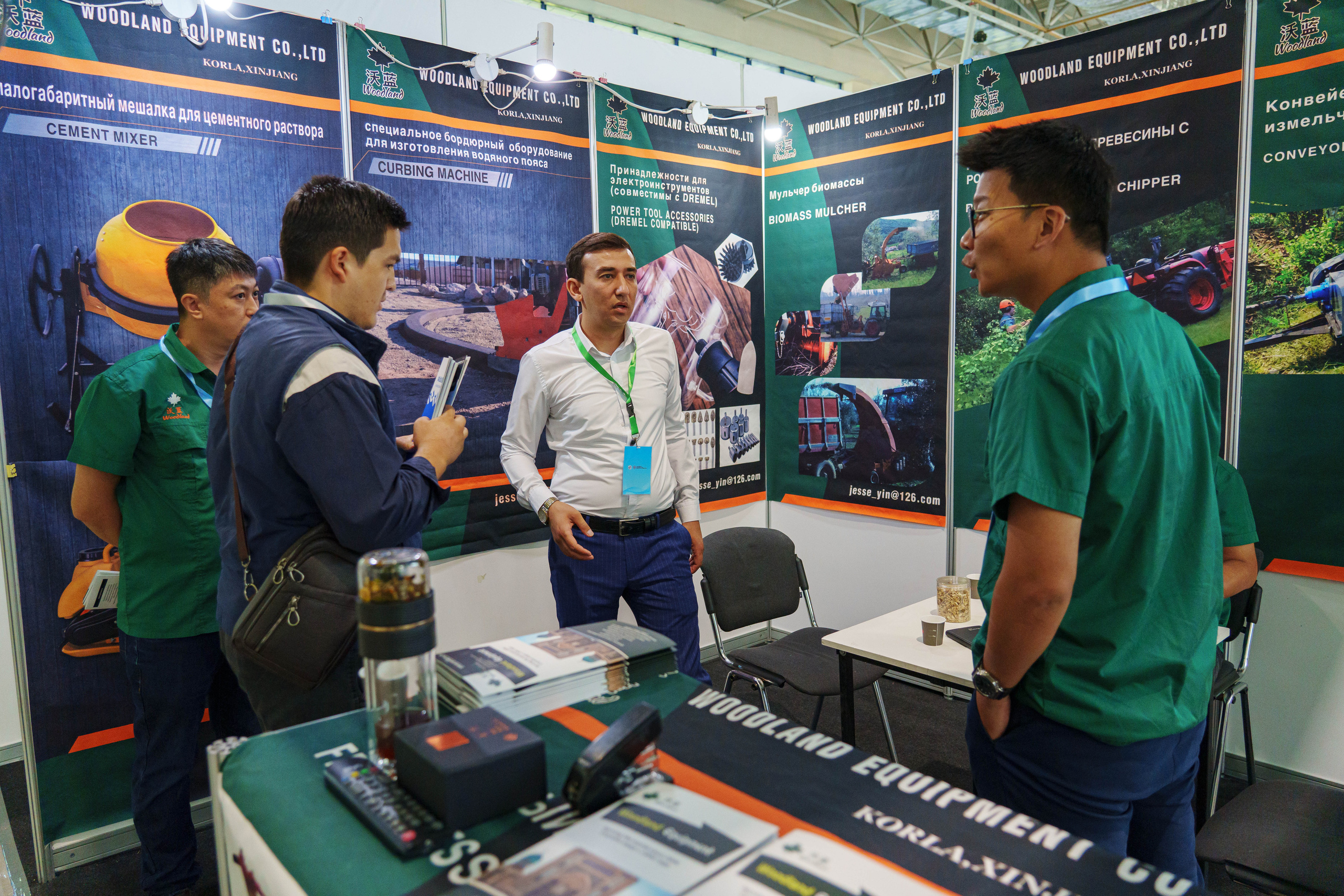 Выставка Синьцзянской продукции. Узбекистан — Китай. Георгий Намазов | Фотограф в Ташкенте