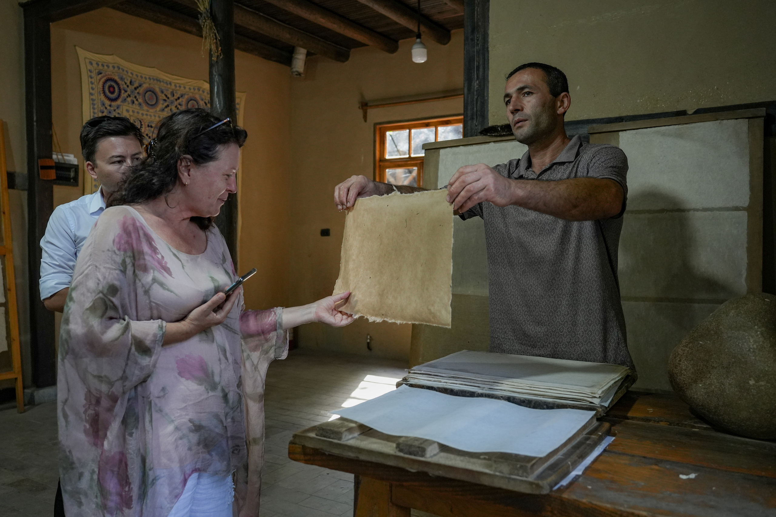 Бумажная фабрика в Самарканде, Узбекистан. Георгий Намазов | Фотограф в Ташкенте
