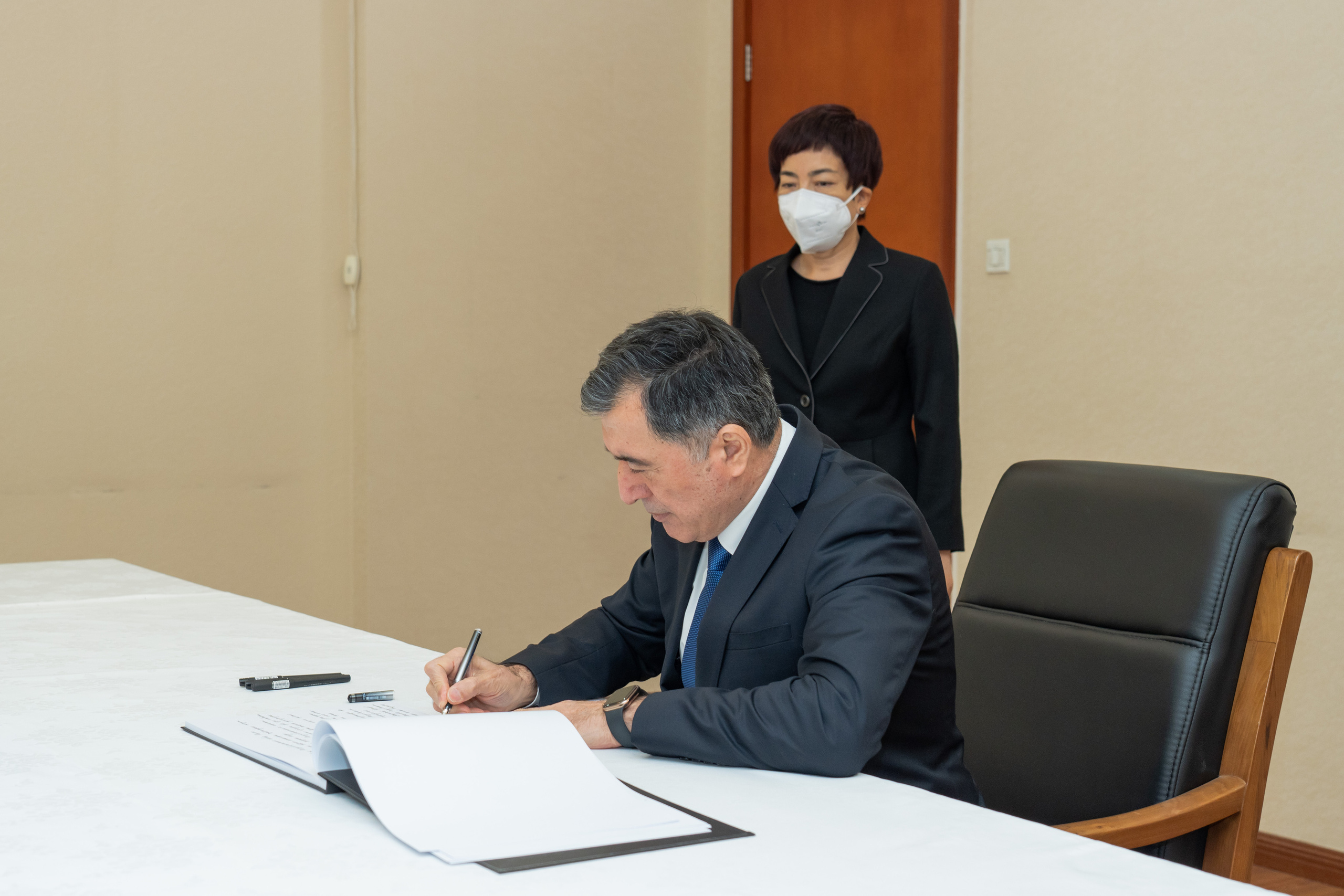 Книга соболезнований. Георгий Намазов | Фотограф в Ташкенте