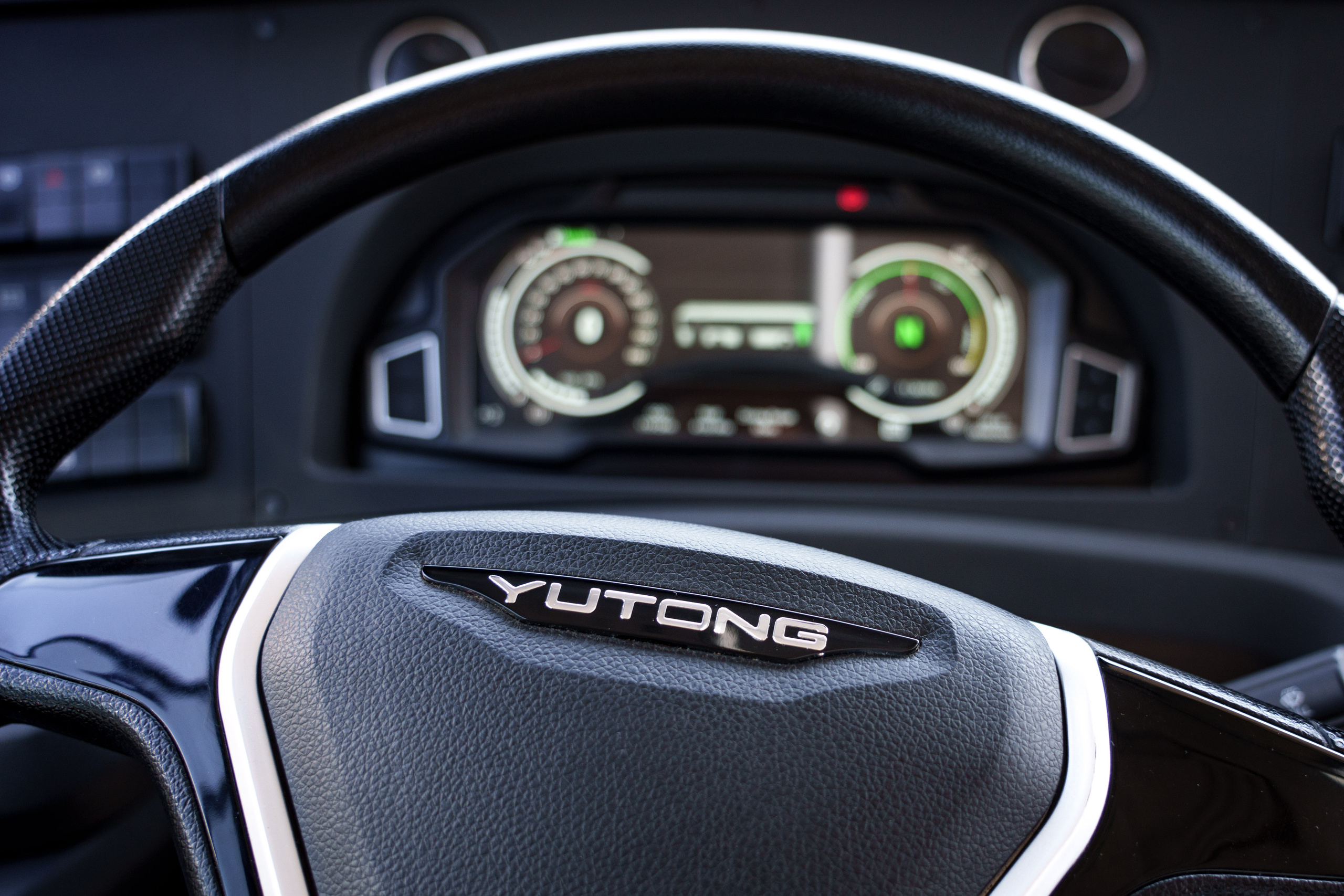 Электробус. Георгий Намазов | Фотограф в Ташкенте