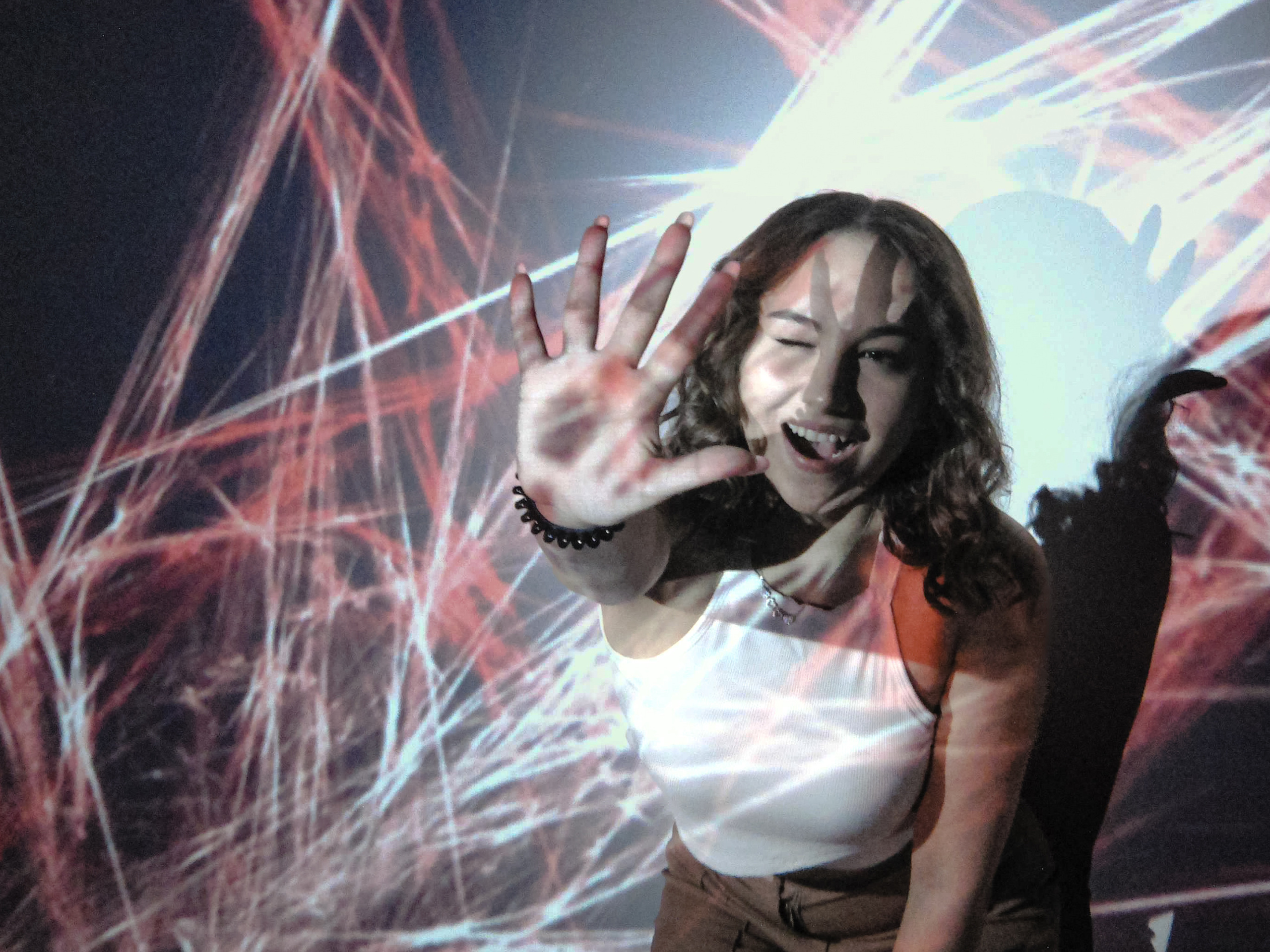 Victoria. Art Projector. Георгий Намазов | Фотограф в Ташкенте