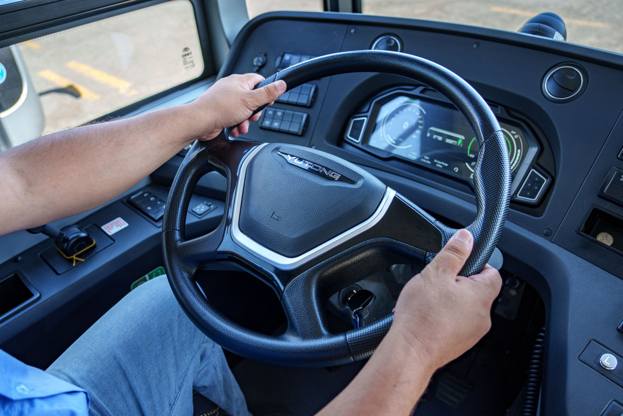 Электробус. Георгий Намазов | Фотограф в Ташкенте