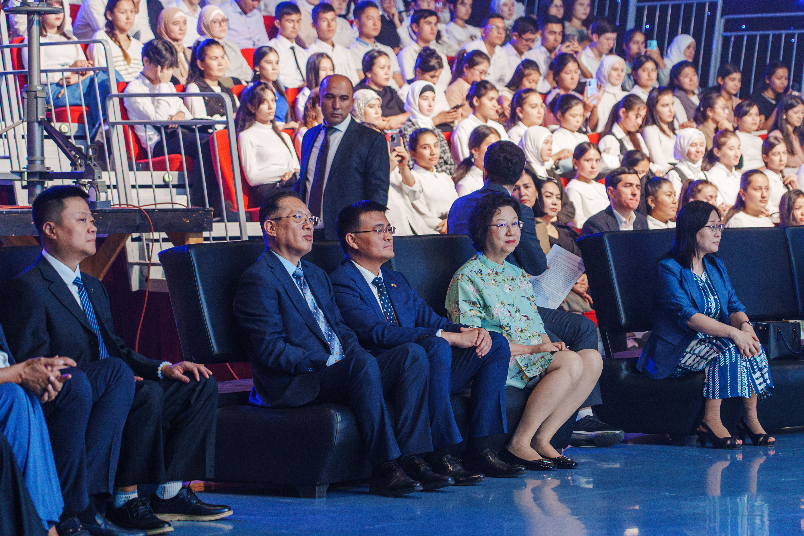 Передача китайских фильмов ZorTv. Георгий Намазов | Фотограф в Ташкенте