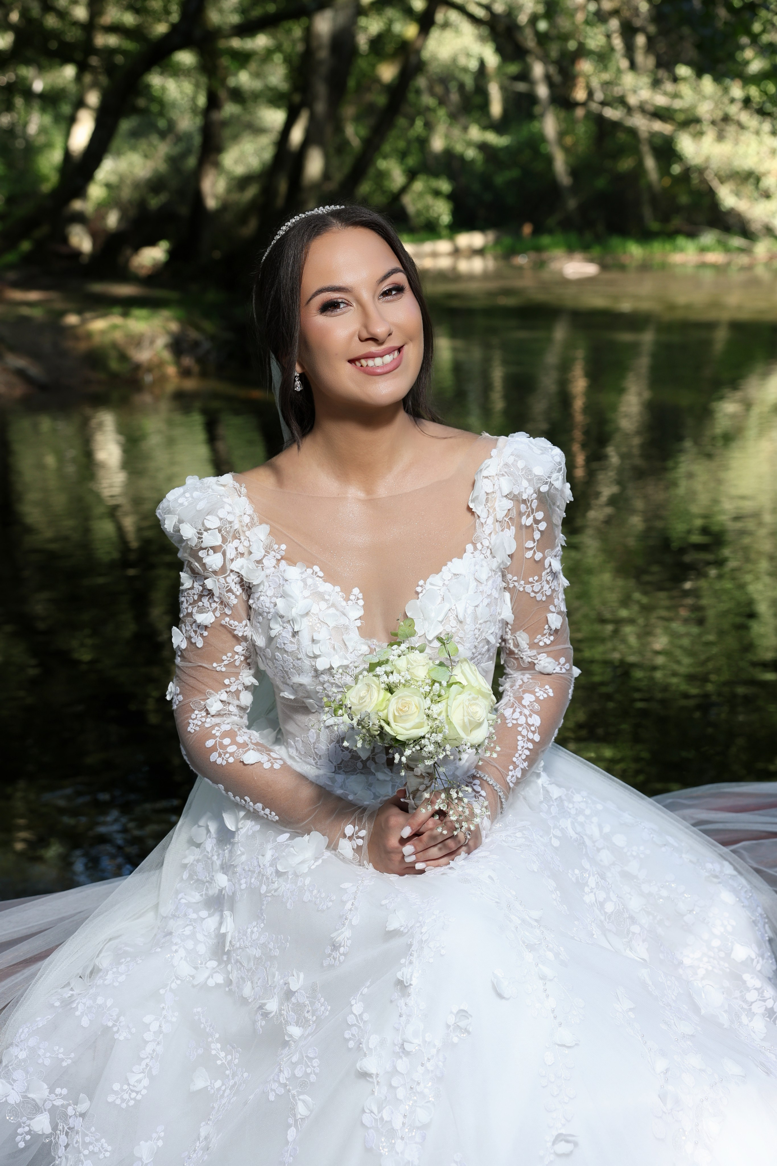 Almedina & Alen. Wedding photographer based in Europe