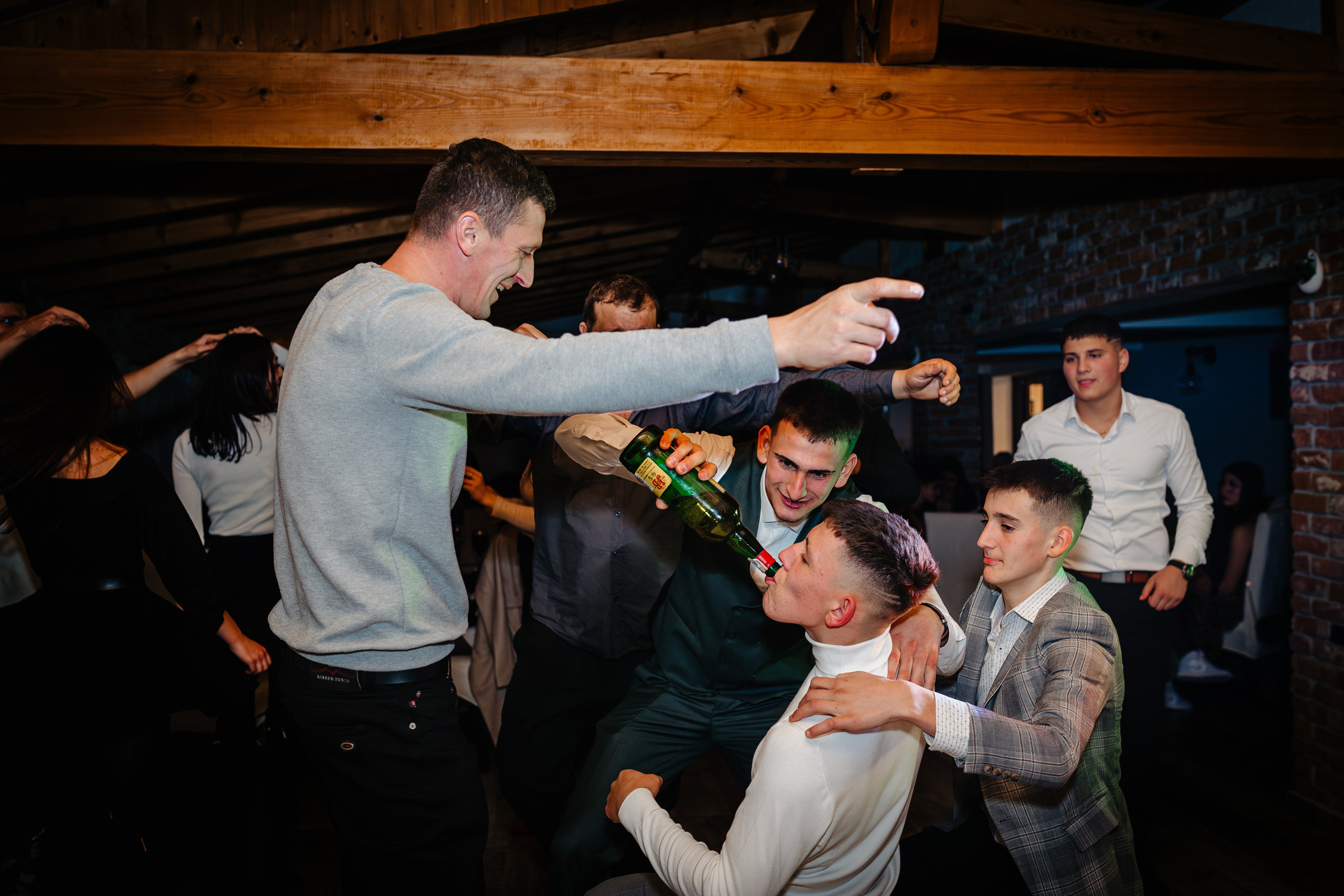 Majorat Mitel. Ionut Brehuescu — Fotograf