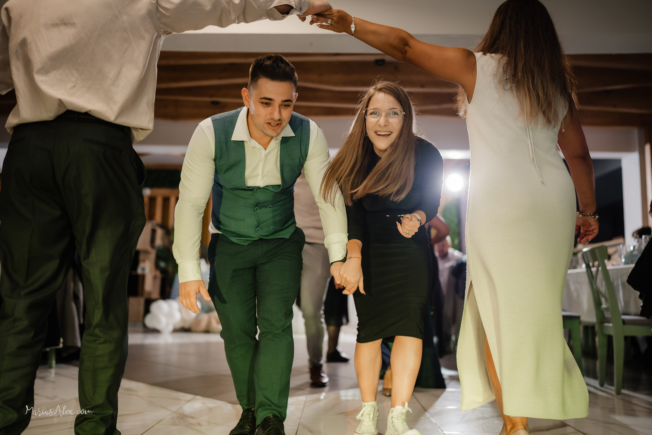 Micutul Mathias - Cel mai distractiv botez. Marius Alex fotograf de eveniment si portret din Suceava