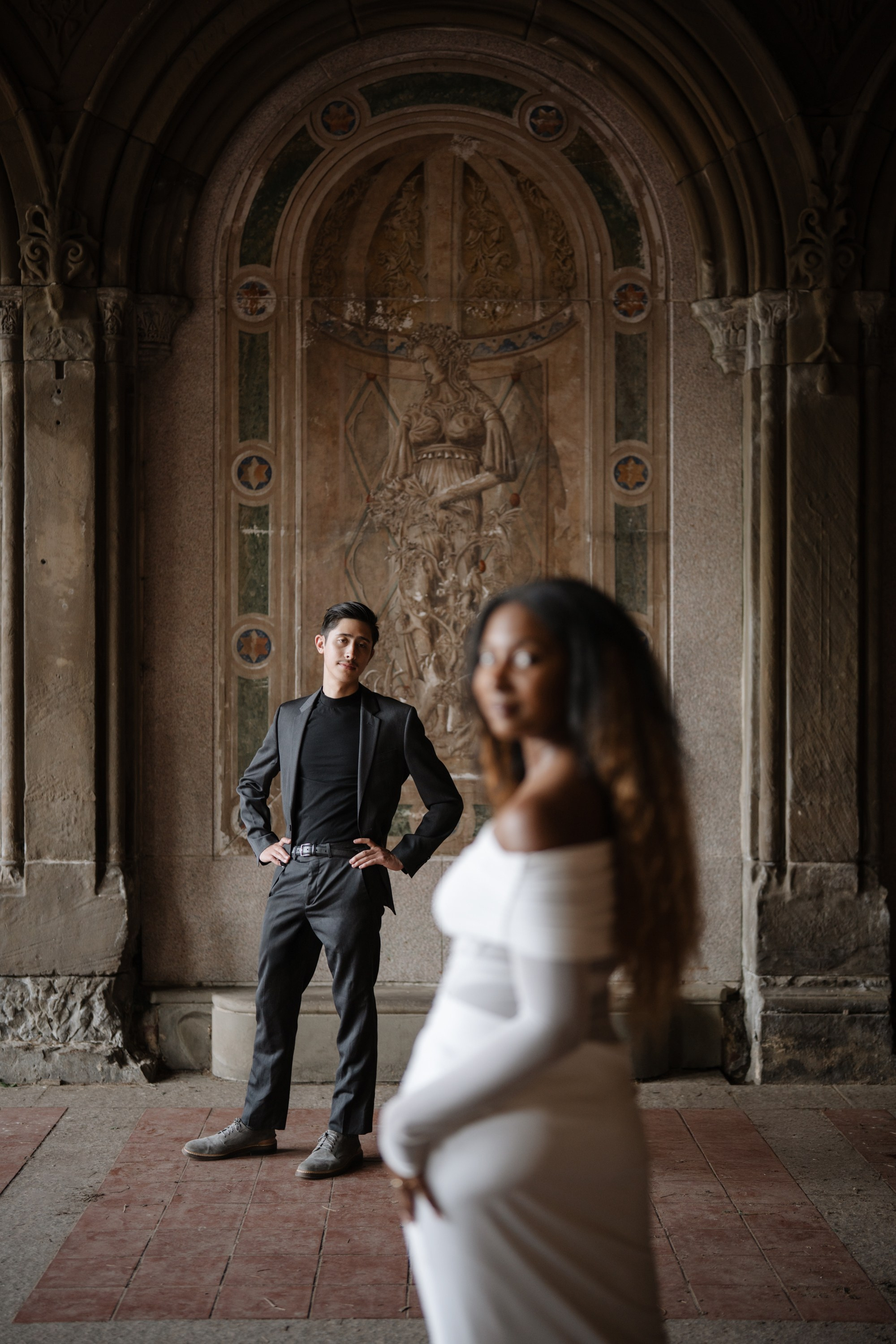 Engagement photo shoot in Central Park in spring. Portrait and wedding photographer in New York