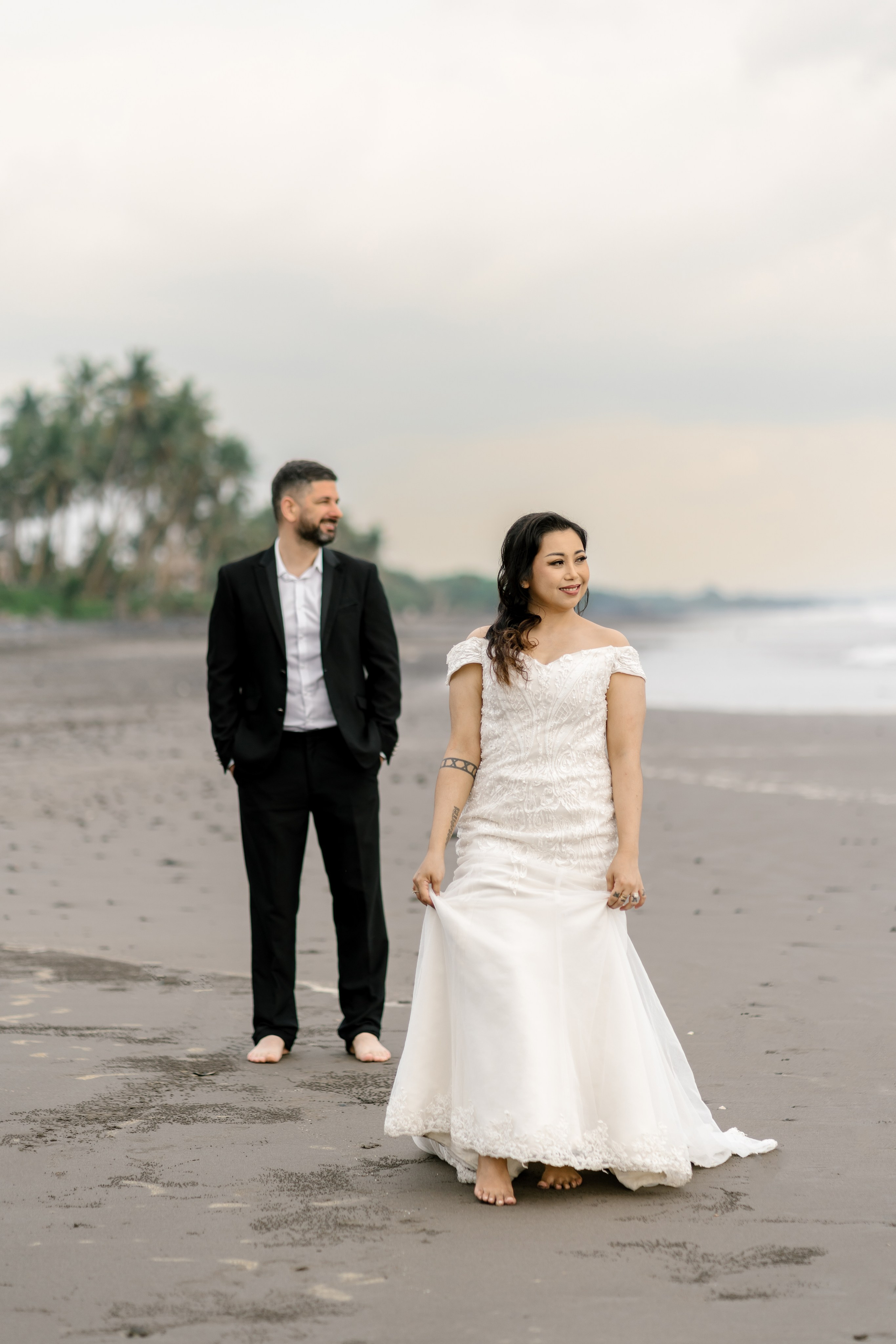 Honeymoon Photoshoot in Bali. Female Photographer in Bali