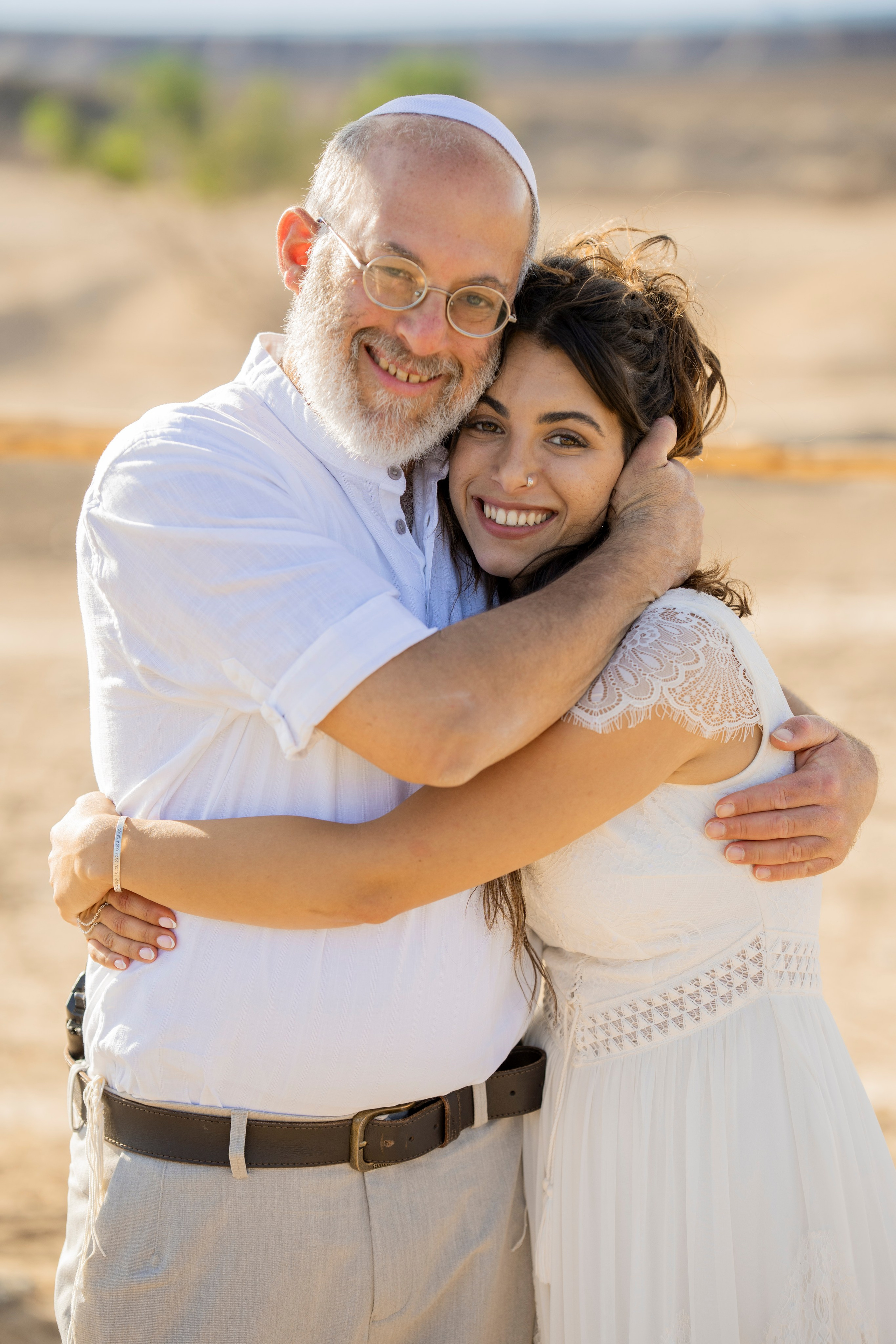 אביה ואחיה. יוסף מזרחי צילום חתונה, ברית וזוגיות. צלם מקצועי שאוהב להוציא אתכם הכי יפים ברגעים הכי מרגשים