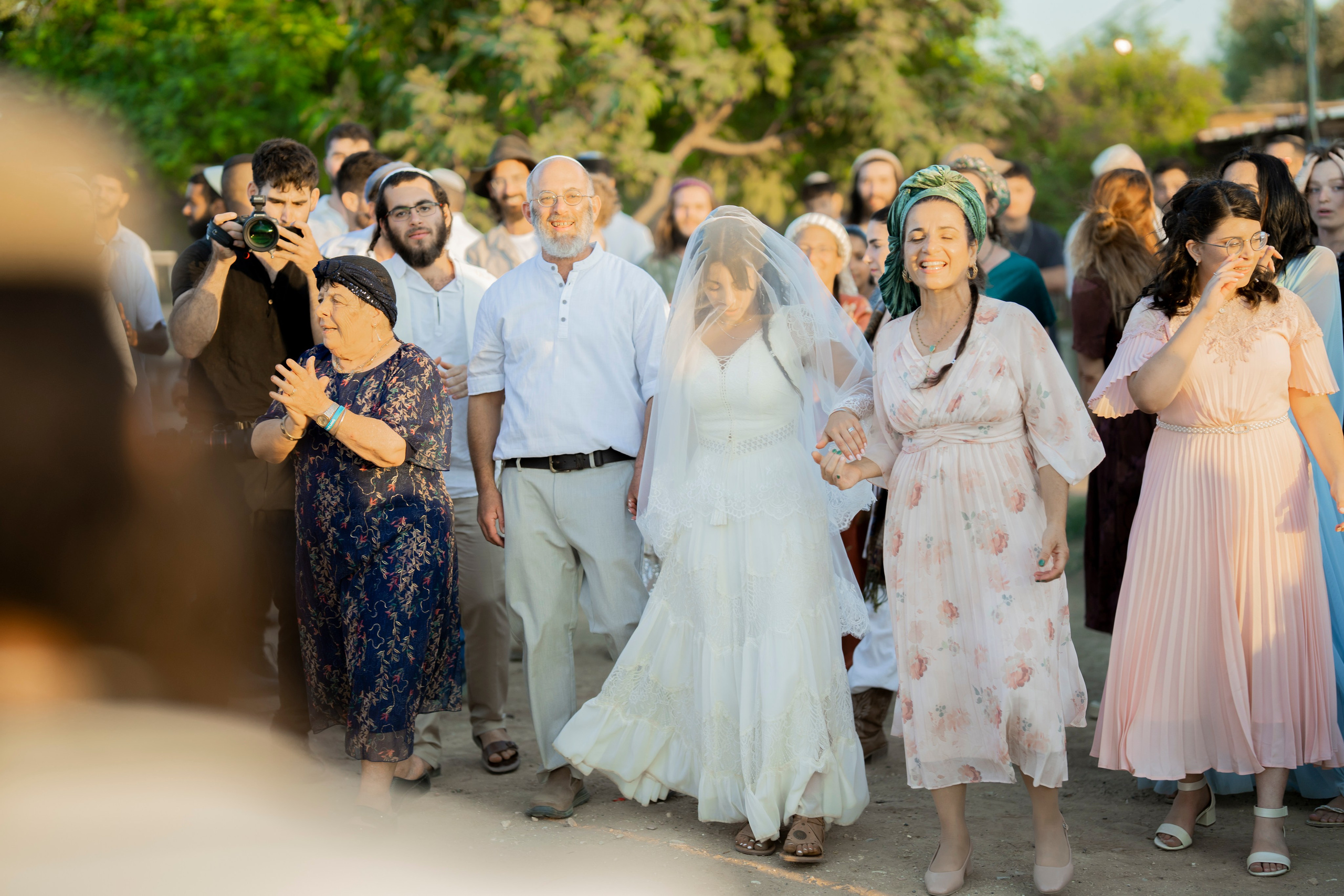 אביה ואחיה. יוסף מזרחי צילום חתונה, ברית וזוגיות. צלם מקצועי שאוהב להוציא אתכם הכי יפים ברגעים הכי מרגשים