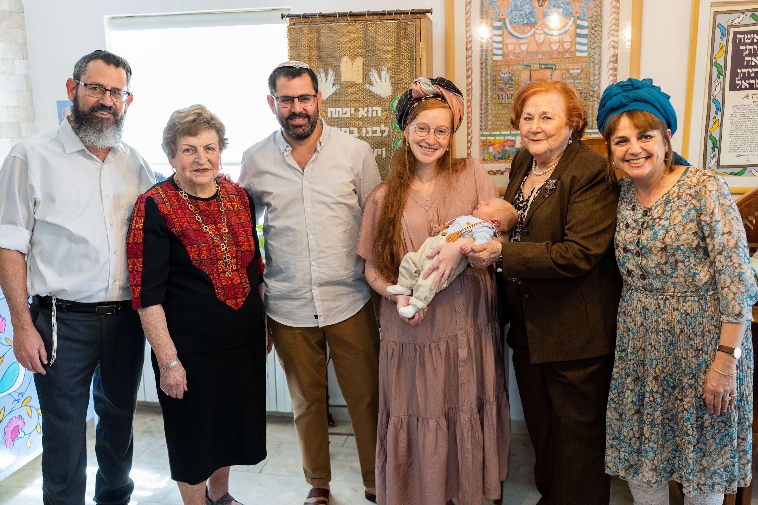 משפחת ברנד. יוסף מזרחי צילום חתונה, ברית וזוגיות. צלם מקצועי שאוהב להוציא אתכם הכי יפים ברגעים הכי מרגשים