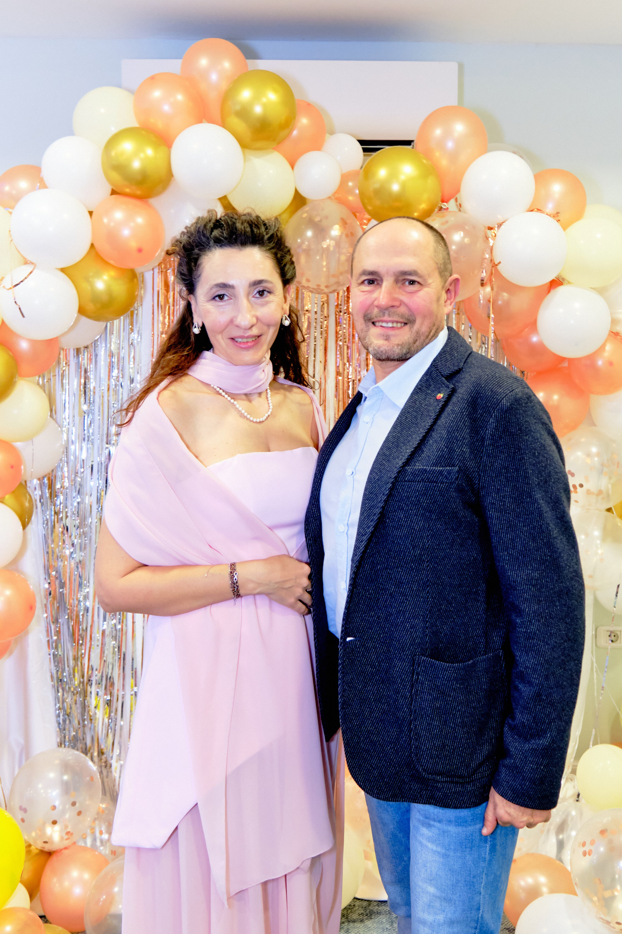 Фоторепортаж з благодійного Новорічного балу у Чорногорії. Портретний фотограф Альона Новгородцева