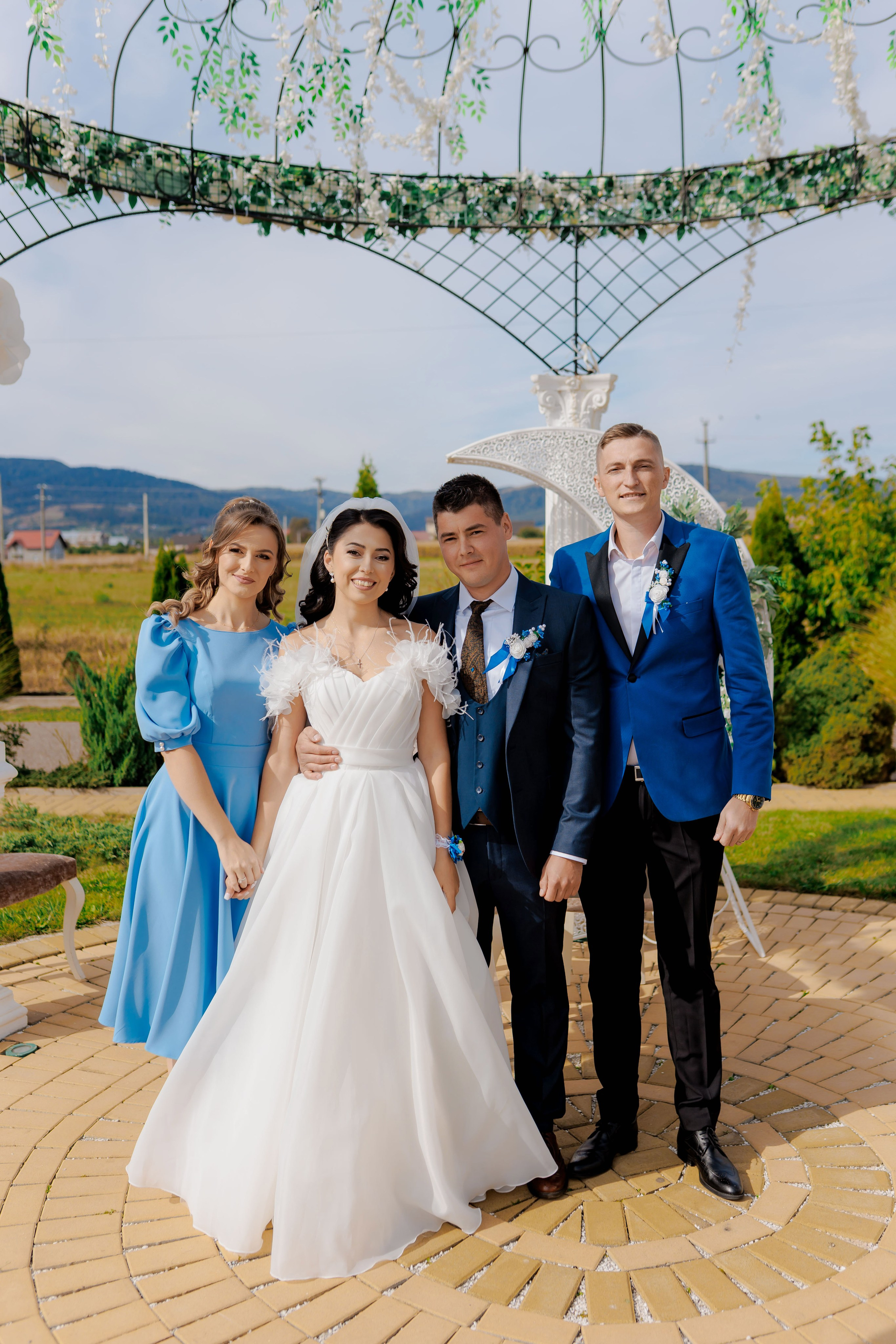 Loredana & Emilian – Ziua Nunții | Videografie - fotografie Botez Suceava, Iași, Botoșani. Servicii foto-video profesionale, pentru momente de neuitat