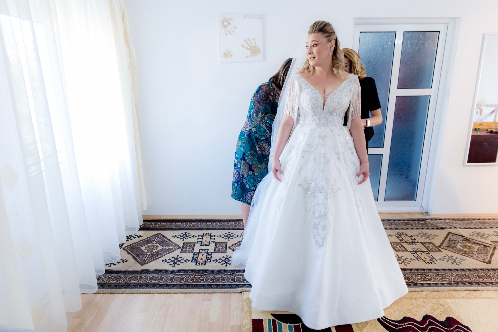 Mihai & Oana. Servicii foto-video profesionale, pentru momente de neuitat