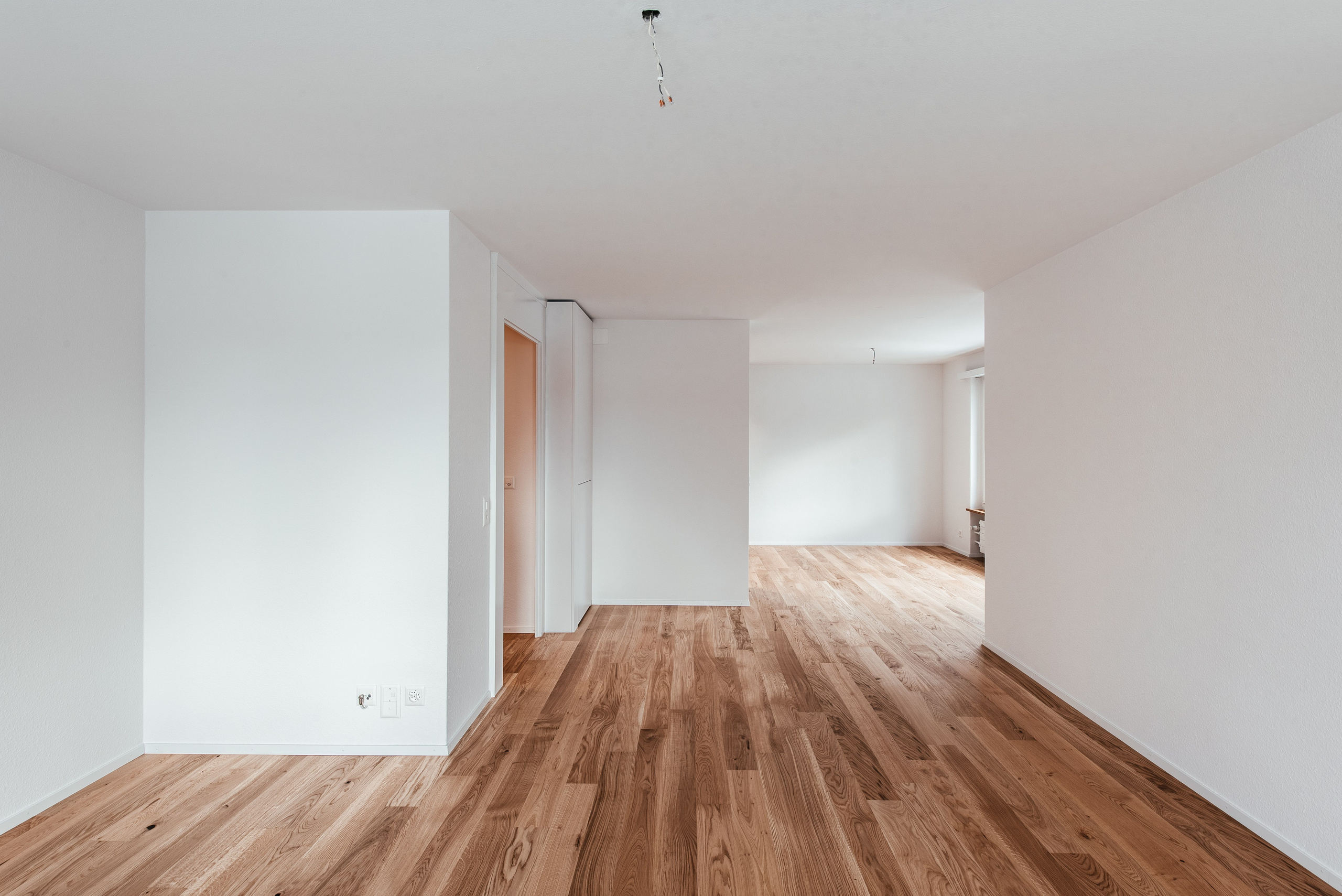 Wohnung, WINDISCH, AARGAU. Hallo! Ich bin Elena und arbeite als Immobilienfotografin