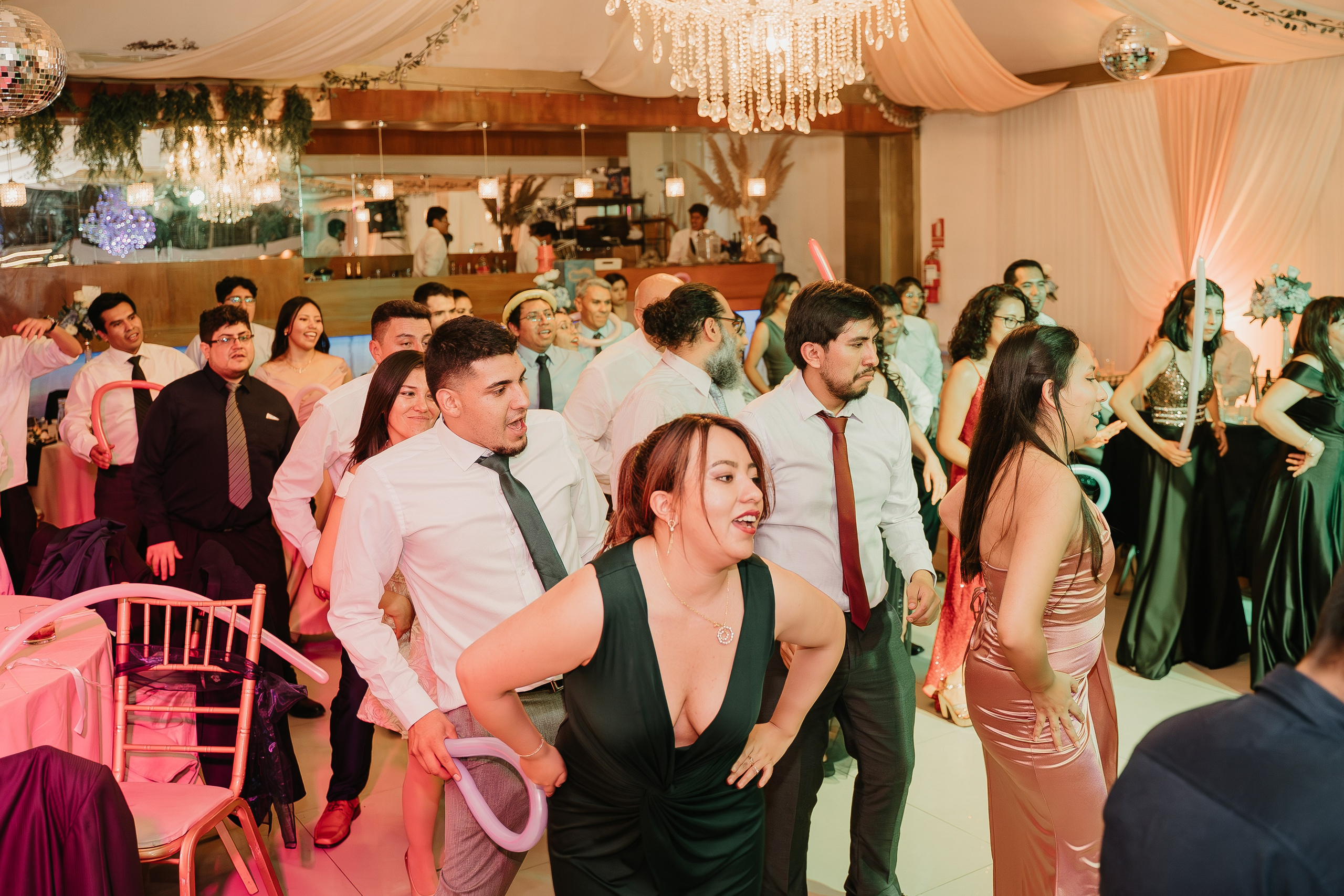 ALEJANDRA + RODRIGO BODA RELIGIOSA. Studio KVTA | Fotografía y Video de Bodas en Arequipa