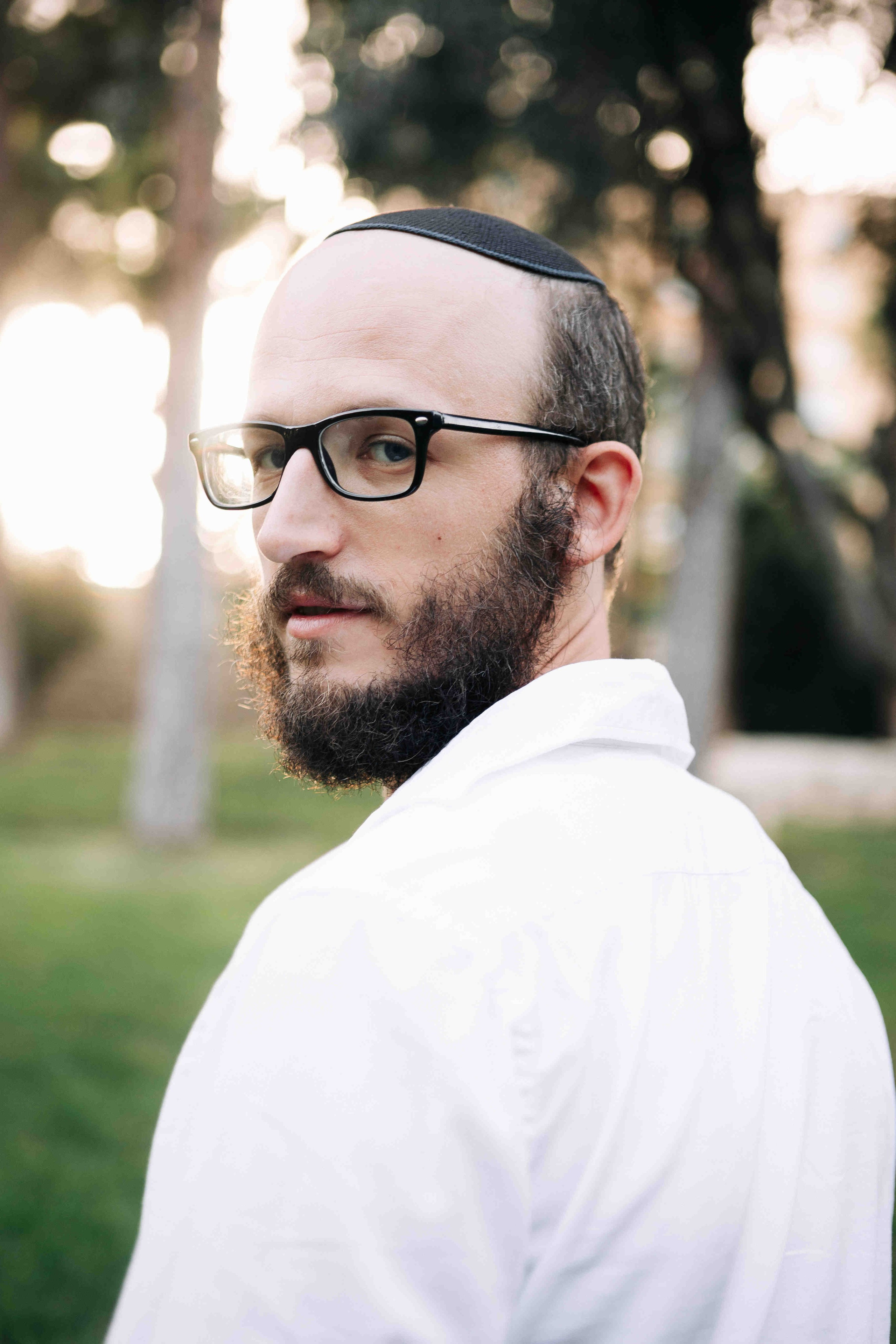 COZY PHOTO SESSION WITH A SWING. Https://shi-photo.com/