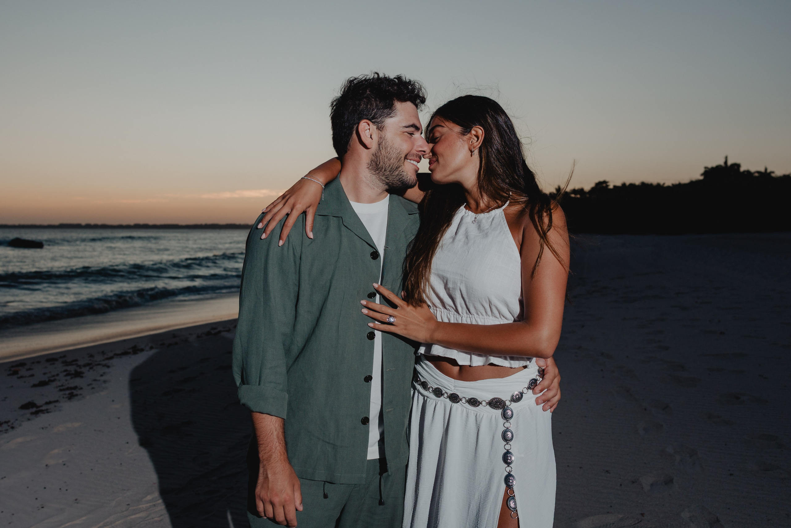 Punta Mita Engagement Session: Love Framed by the Pacific