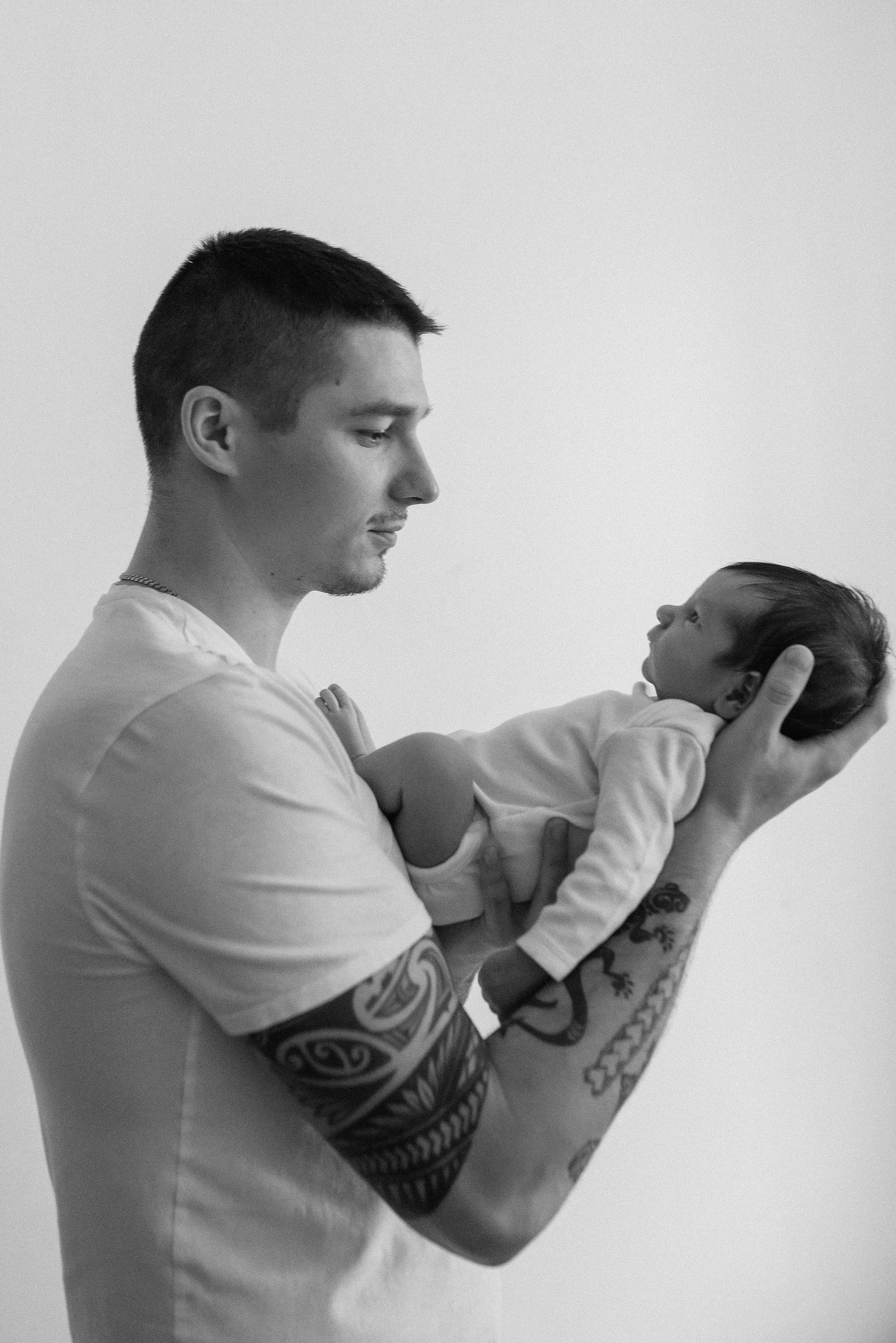 Съёмка в стиле life-style с элементами newborn от 0 до 12 мес. Семейный фотограф и фотограф новорожденных в Вильнюсе Ирина Беленкевич