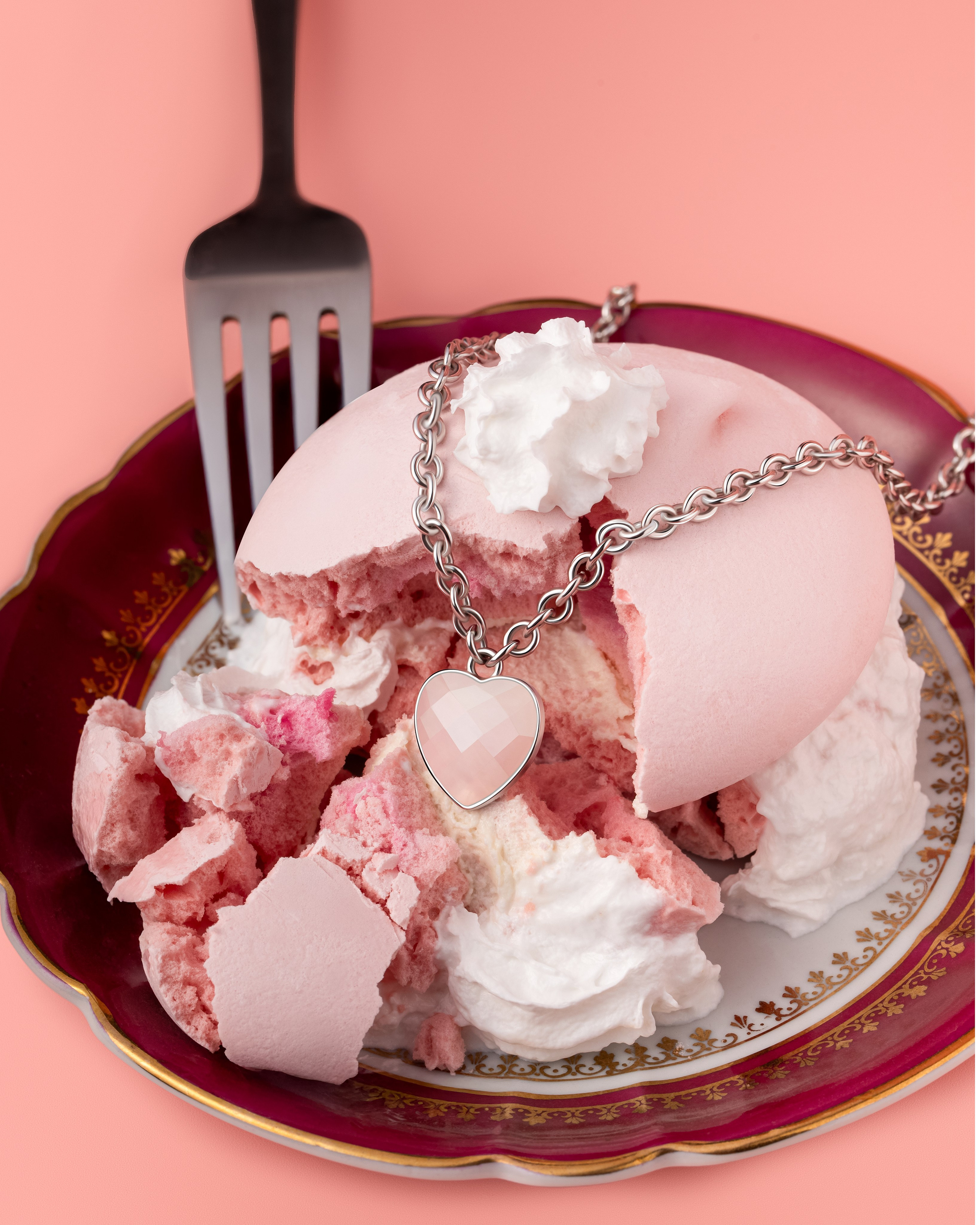 jewelry retouching, high-end jewelry editing, ring photo retouch, necklace retouching, earring retouch, bracelet photo editing, gold jewelry editing, silver retouching, diamond photo retouch, gemstone retouching, jewelry photo enhancement, jewelry for social media, Instagram jewelry visuals, clean jewelry retouch, shiny metal retouching, jewelry background cleanup, product retouching for Instagram, jewelry flatlay editing, sparkle enhancement, jewelry shadows retouch, jewelry color correction, commercial photo retouching, e-commerce retouching, high-end product retouching, product photography editing, clean product visuals, photo editing for brands, professional product retoucher, minimal product editing, packaging retouching, advertising photo editing