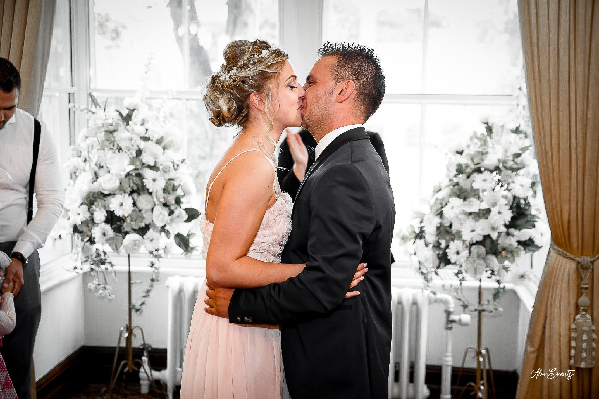 Vlad si Andreea. AlexEvents Fotograf / Videograf in Danemarca Horsens, Vejle, Odense, Arhus.Nunta, Botez, Foto-Studio