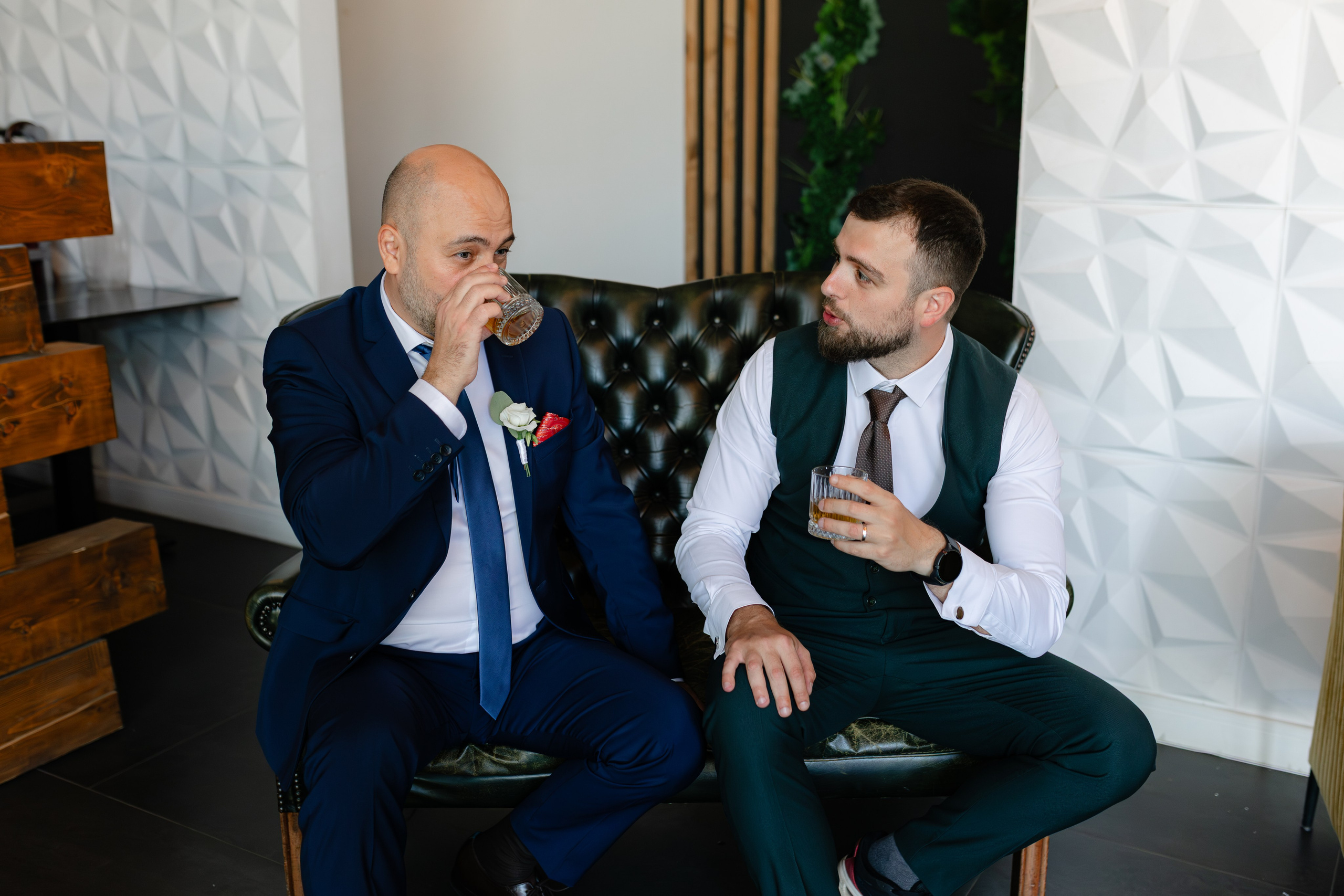 Flori & Cosmin. Main