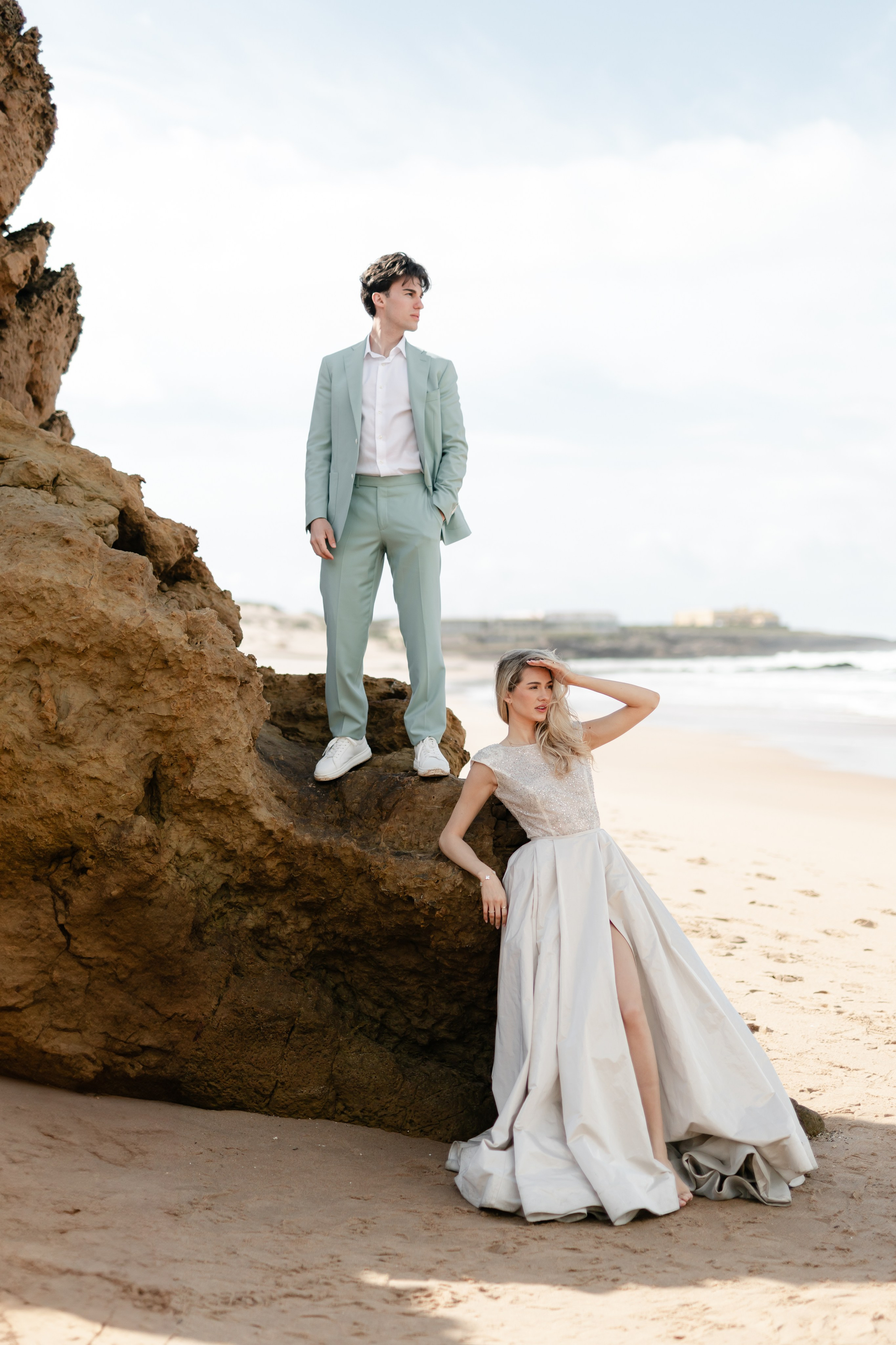 Vivien & Razvan. Main