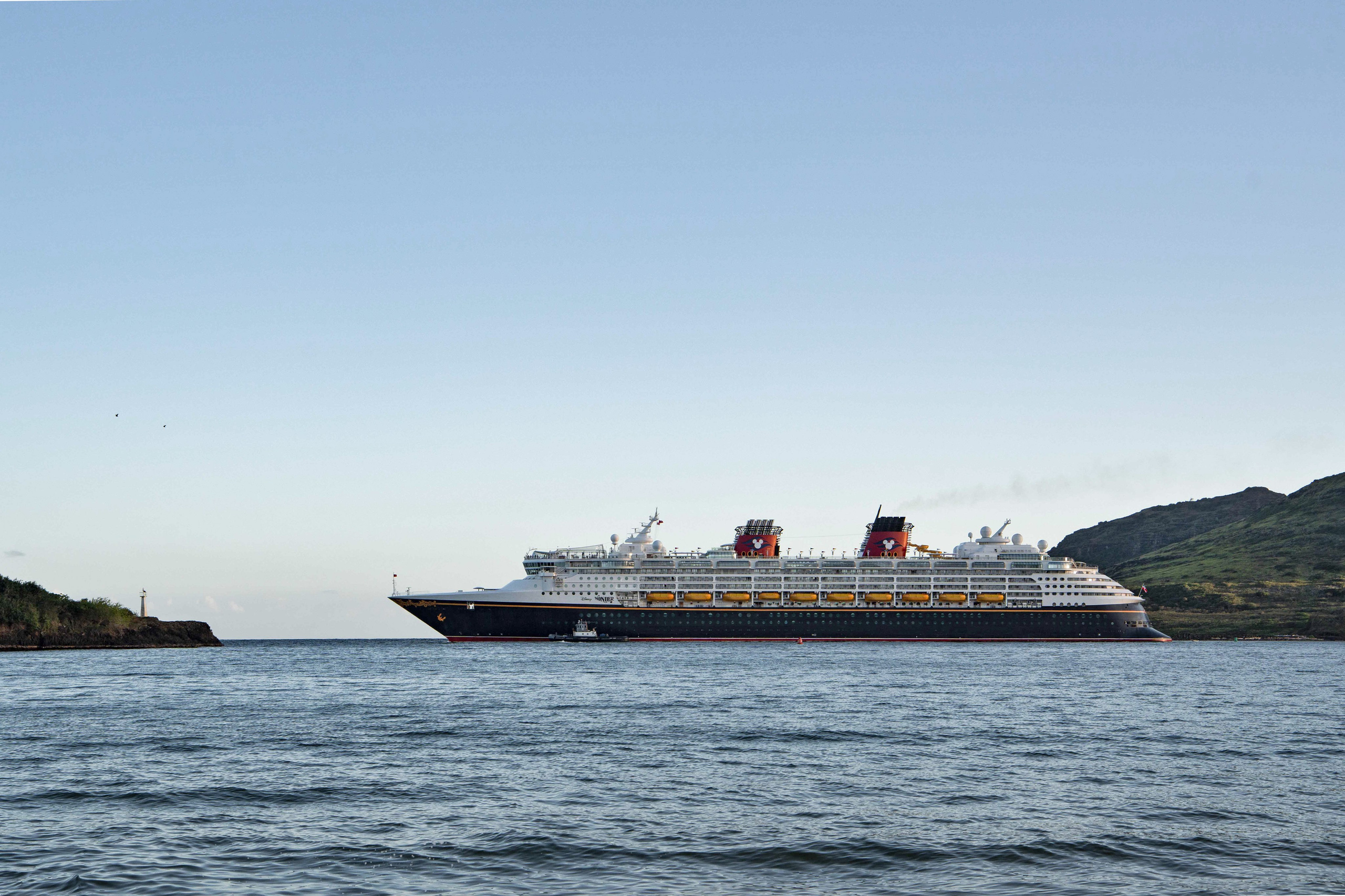 SHIPS. Awards winning photographer in Kauai, Hawaii