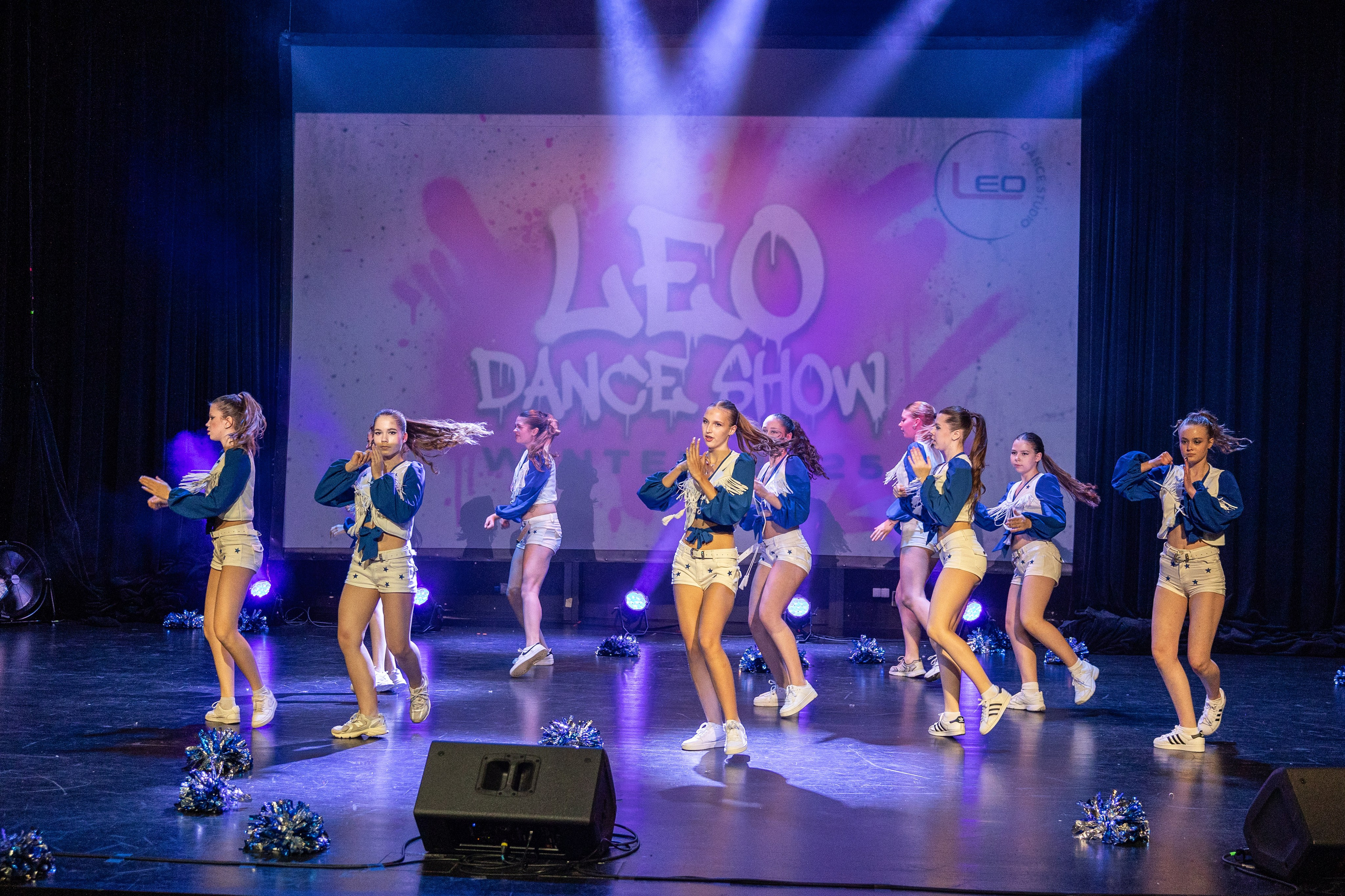 LEO DANCE SHOW WINTER 2025. Семейный и детский фотограф в Варшаве Мила Бобровская