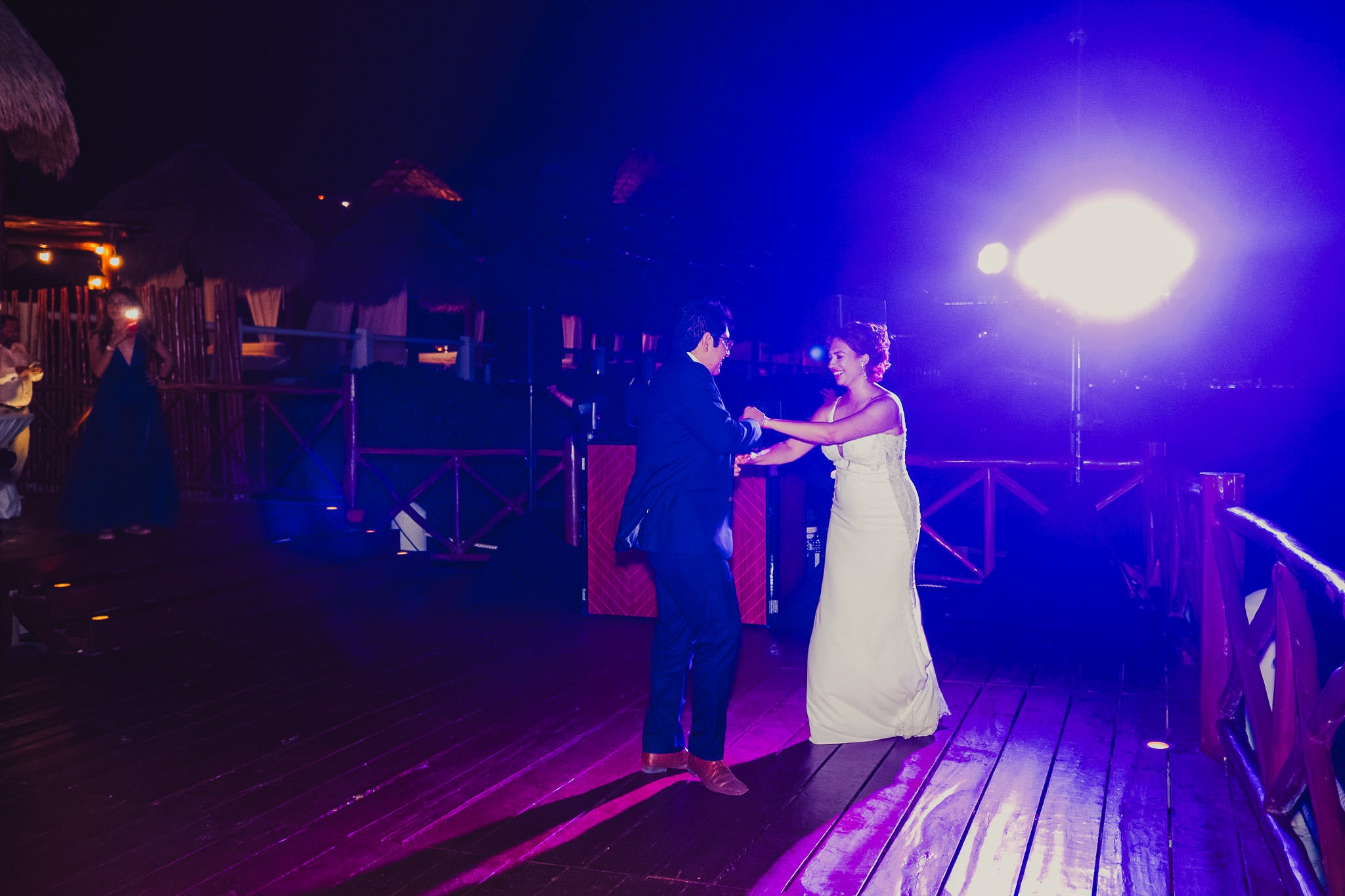 Jess & Juan / Cancun. Wedding and family photographer in Mexico City