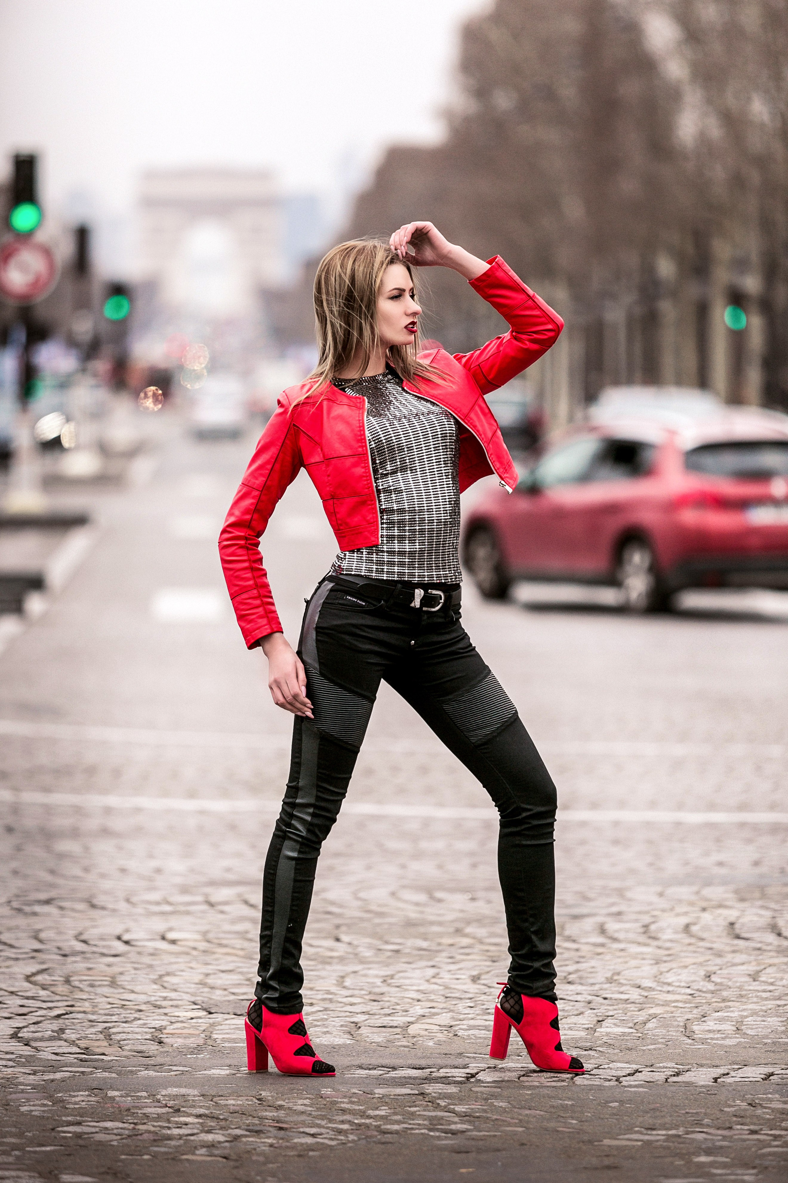 ЕЩЕ ОДИН ДЕНЬ. Félix - Photographe professionnel à Paris