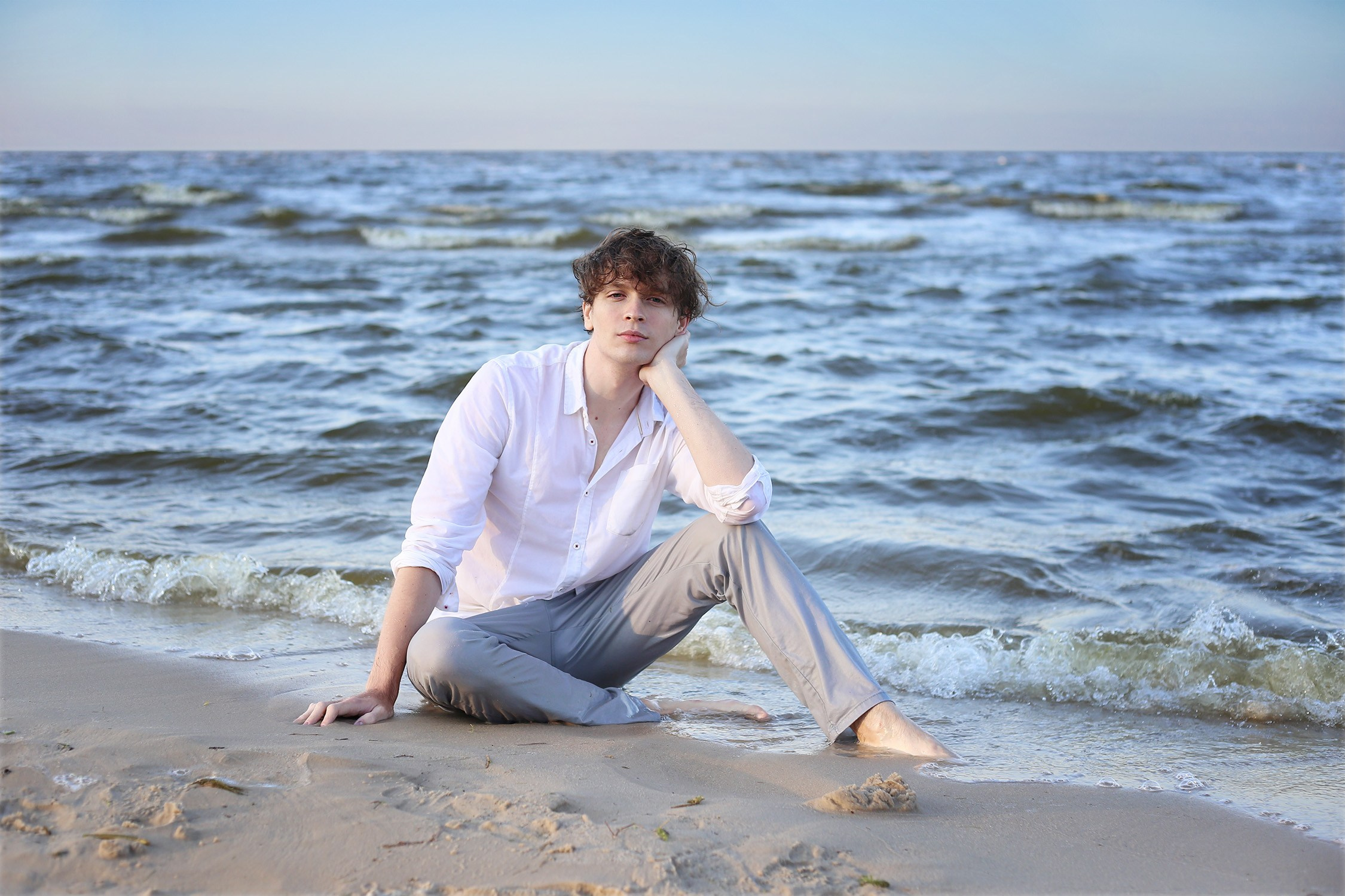 Waterfront Photoshoot. YuAnna studio. Family & Kids Photographer in Seattle area, located in