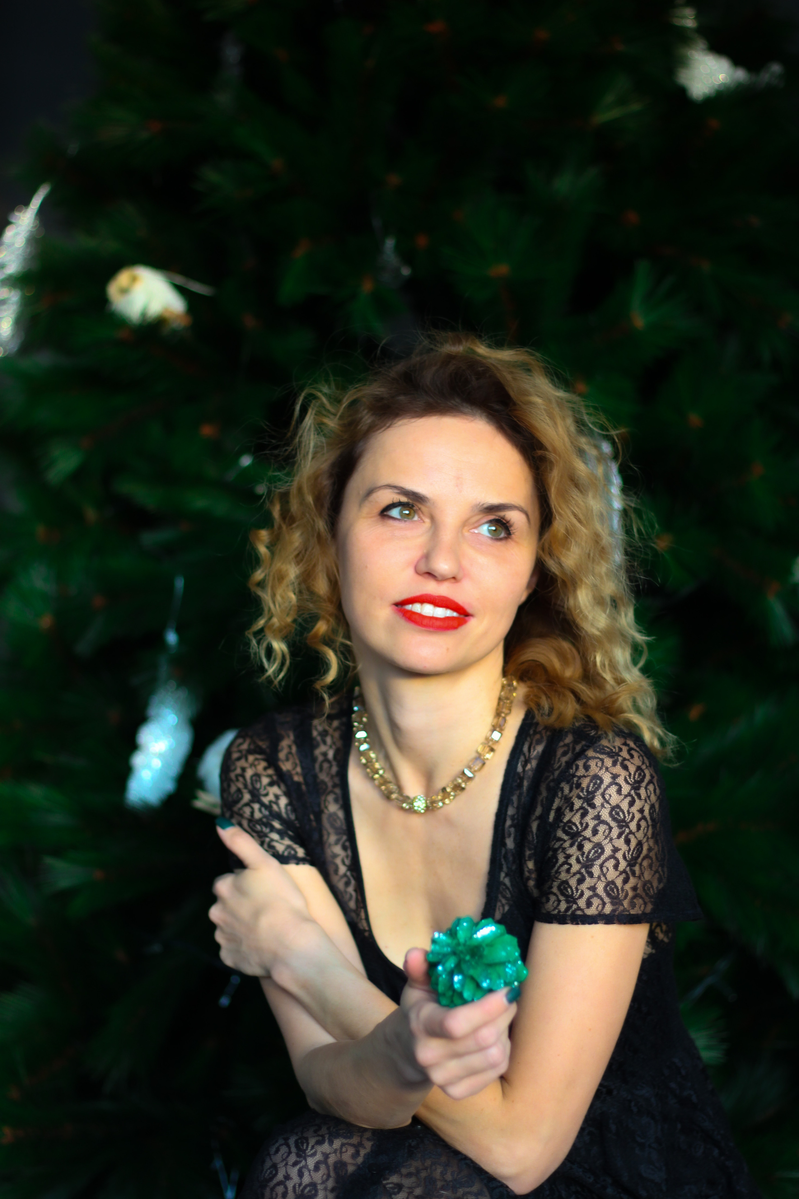 Navidad en casa. Irina con sus niños. Фотограф в Матаро, Барселона. Евгения Шихина