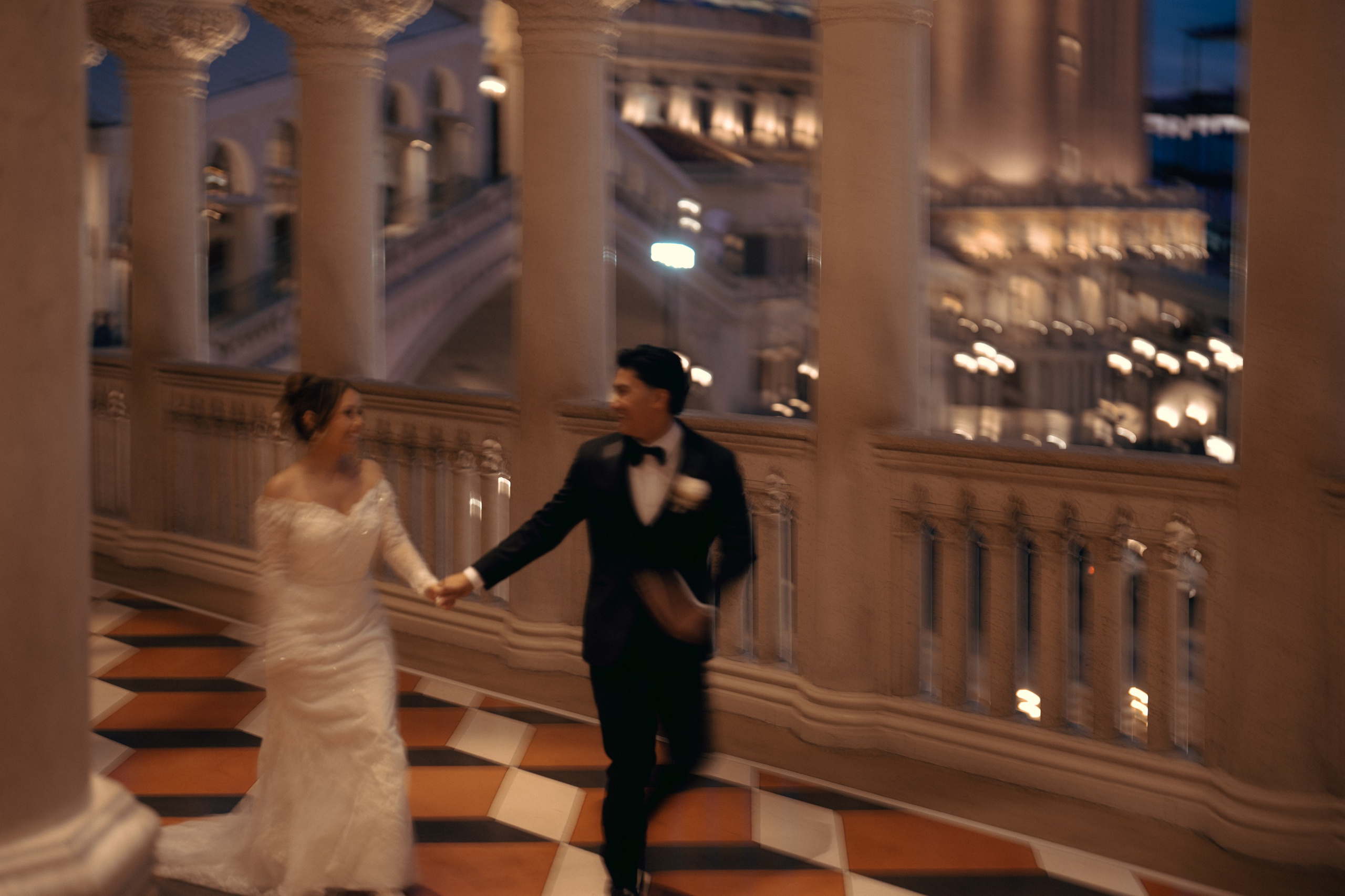 A&R. Wedding & elopement photographer Viktoriya Kravtsov. Las Vegas