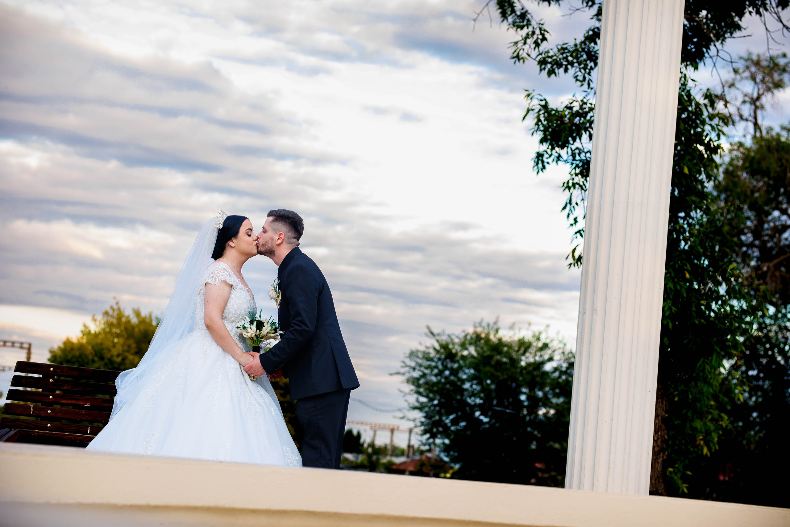 Shooting Foto Nunta. Dream Studio Galați – ședințe foto profesionale pentru familie, portrete și evenimente