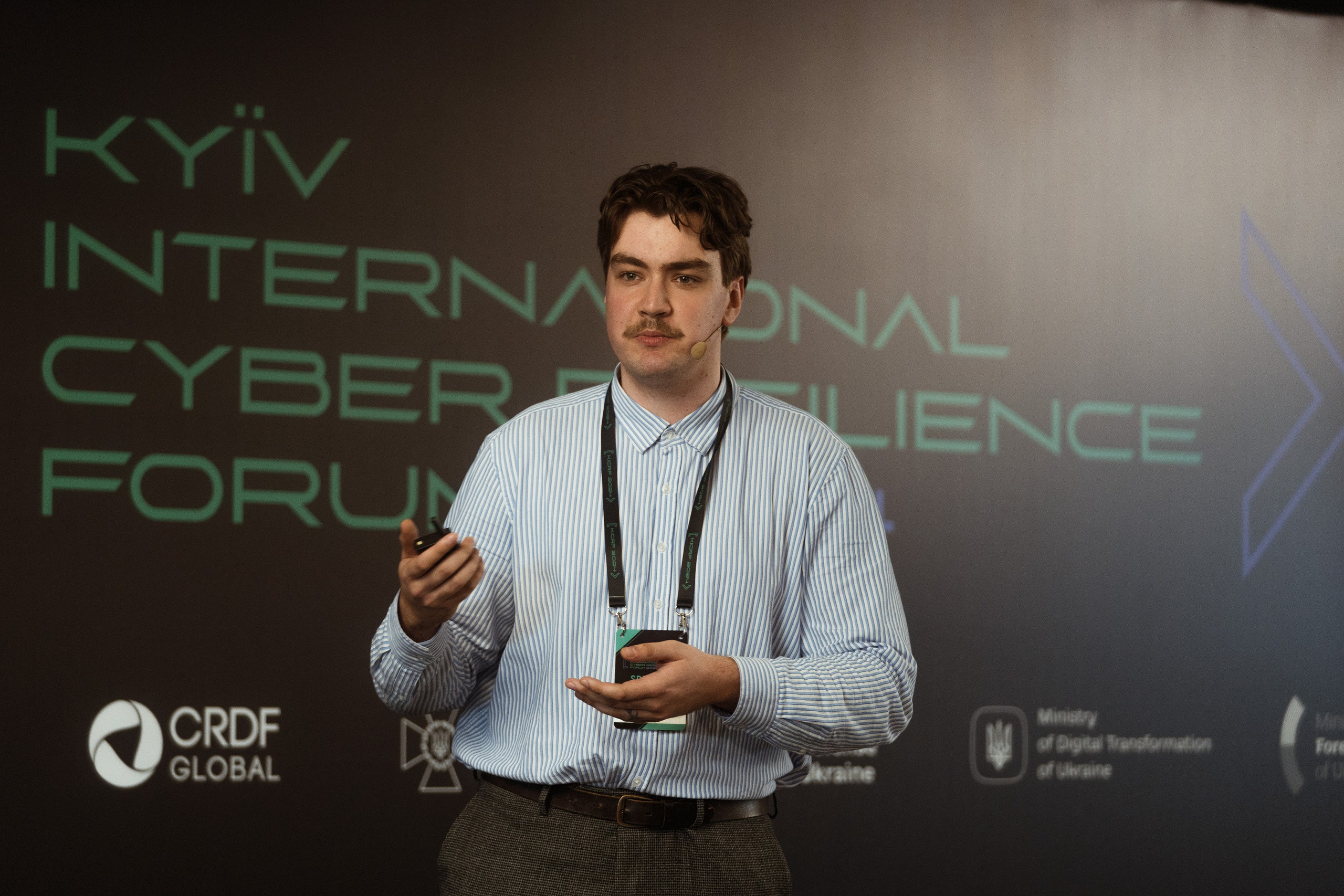 Cyber Resilience Forum. Kostiantyn Holinchenko. Reportage and portrait photographer