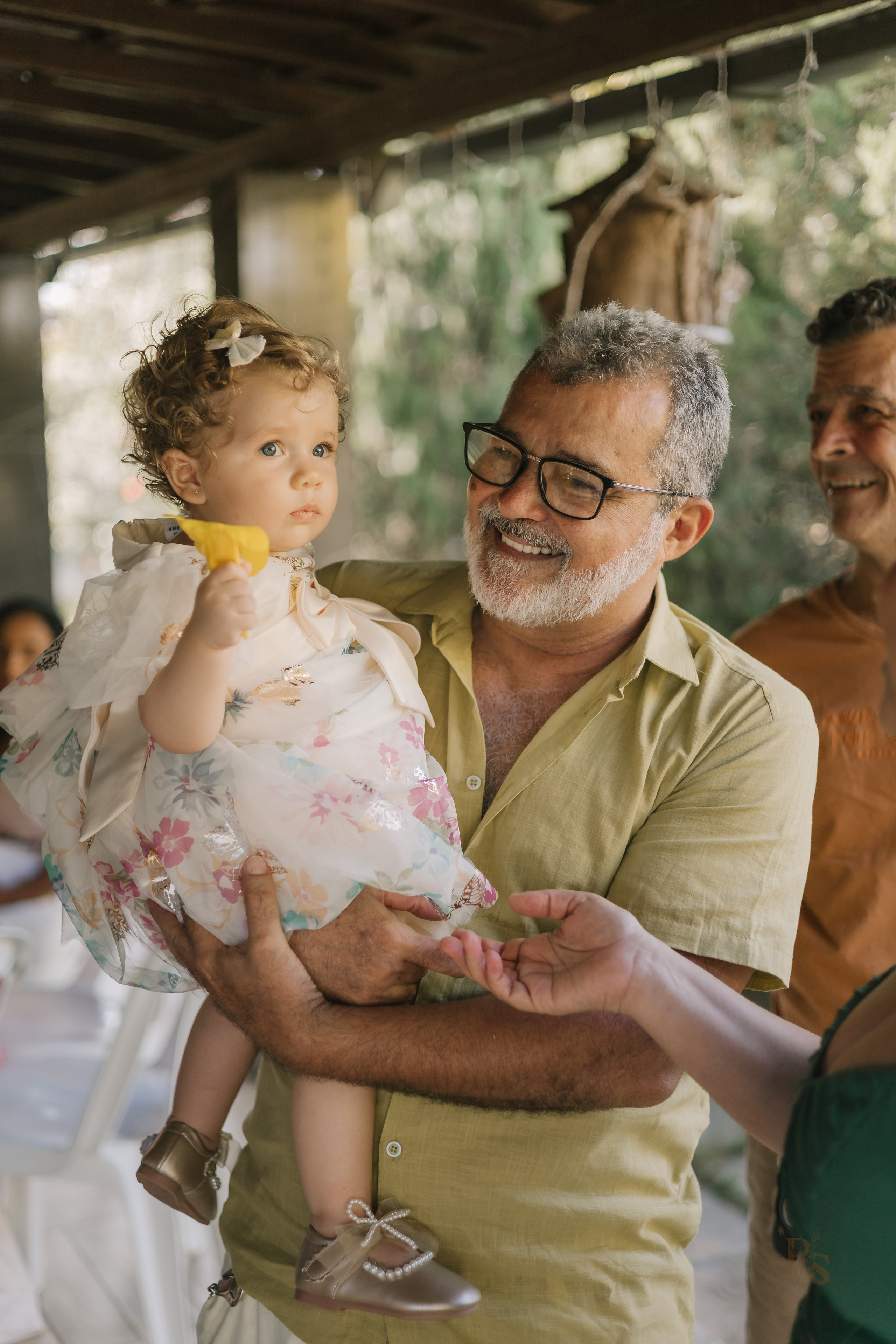 Aurora — 1 ano. Fotógrafo Richard Silvestre — Casamentos na Bahia