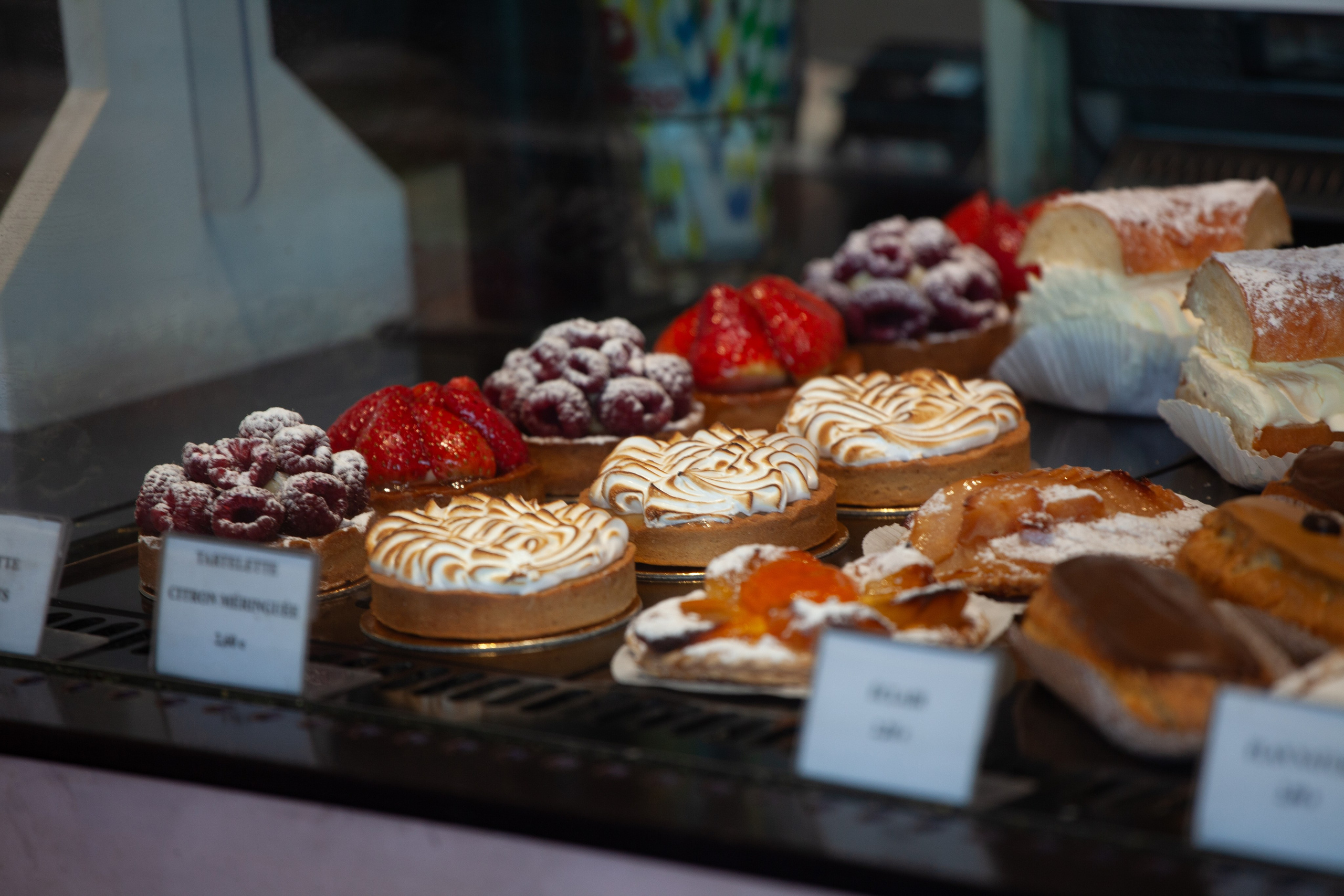 Toulouse. Eugenie Smirnova — wedding, corporate and lifestyle photographer in Toulouse and Southwest France