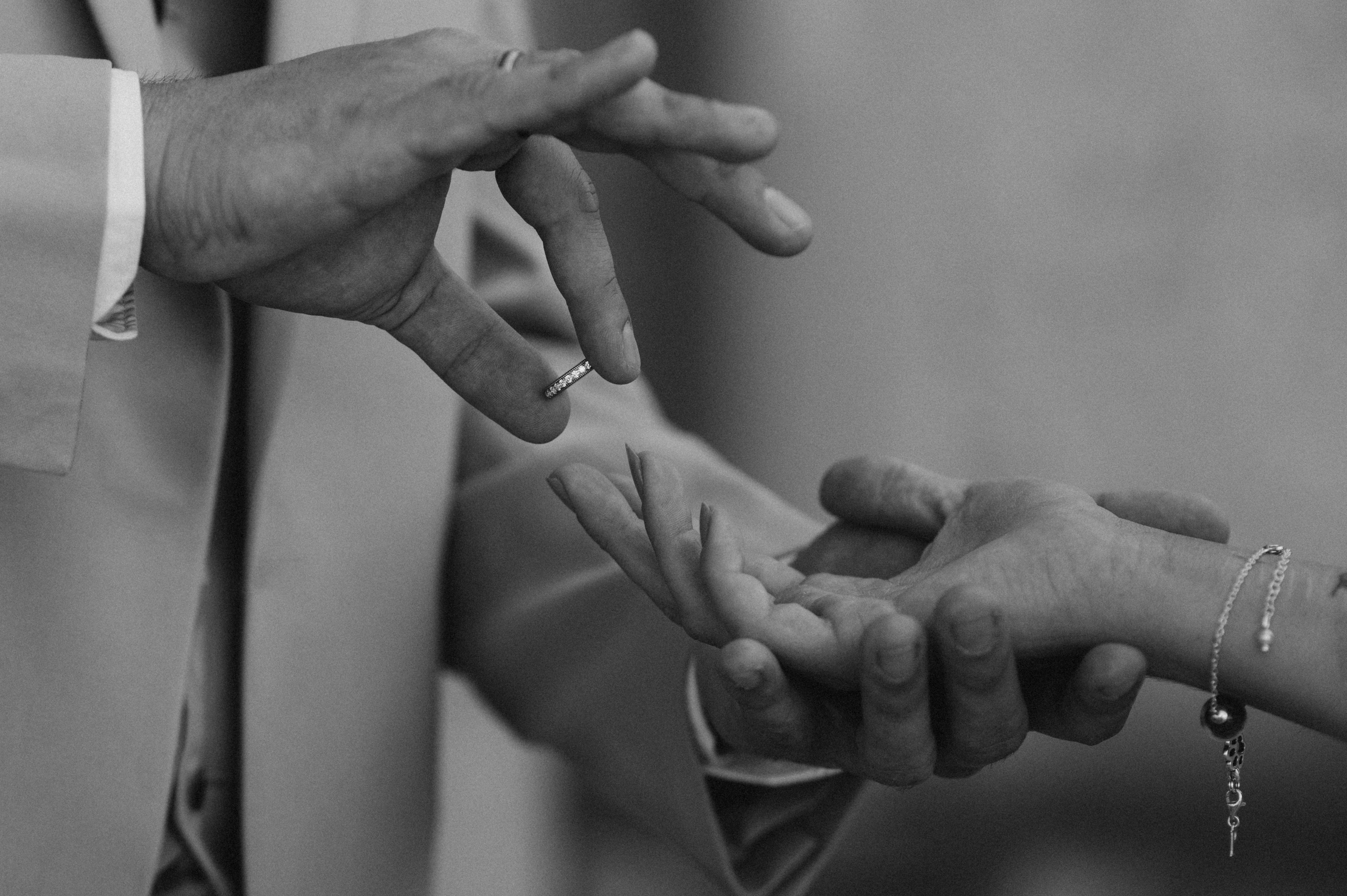 CIVIL WEDDING IN STADTSCHLOSS IN HERRIEDEN. Фотограф в Нюрнберге Ирина Менерт из Ансбаха