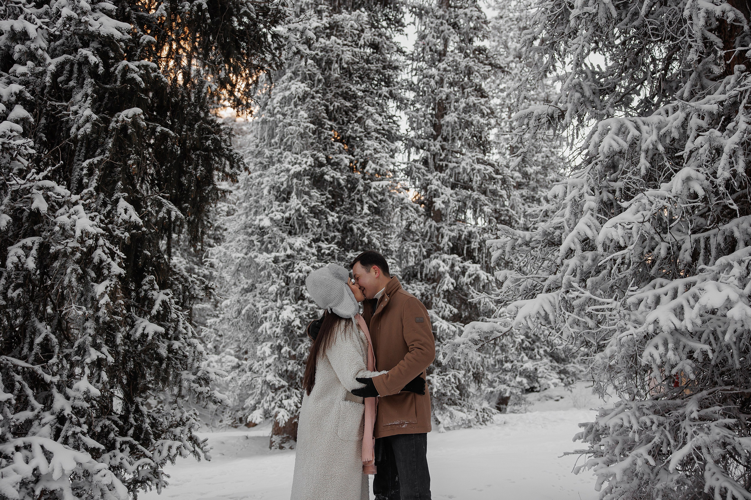 Зимняя Ала Арча 2025 год. Свадебный и семейный фотограф в Бишкеке Давлетбаев Талгат