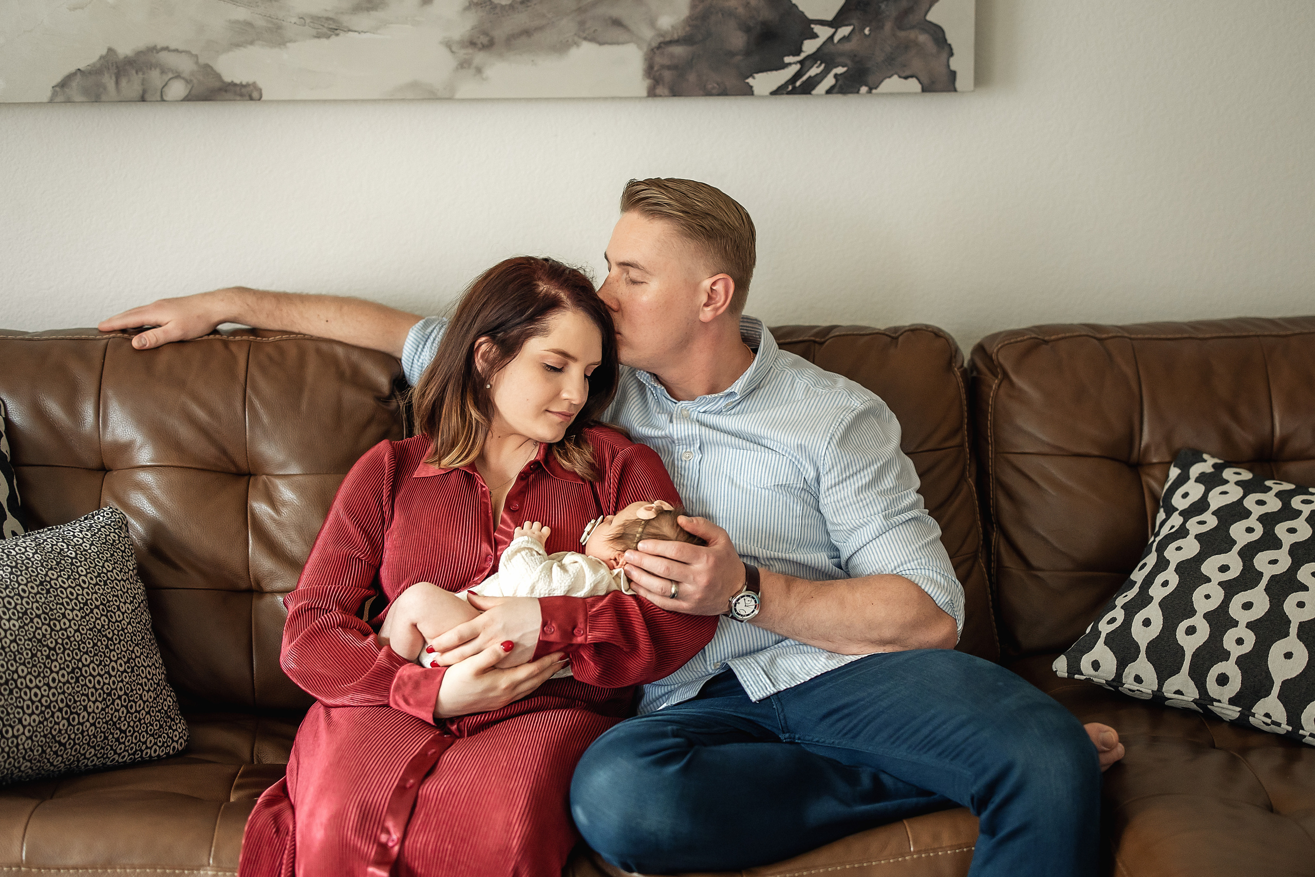 Newborn lifestyle. ArtFeather Photography. Sacramento, California