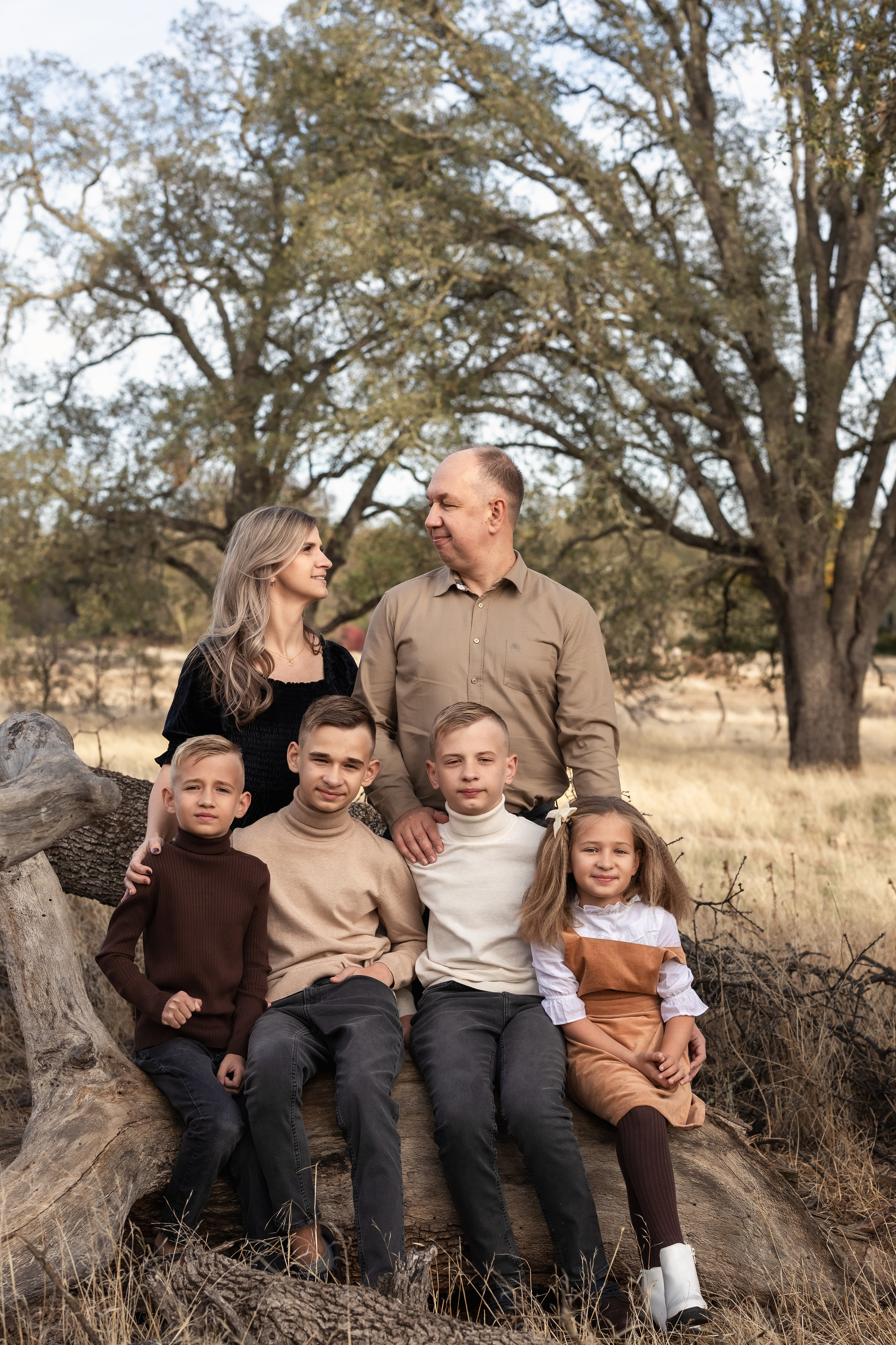Family. ArtFeather Photography. Sacramento, California