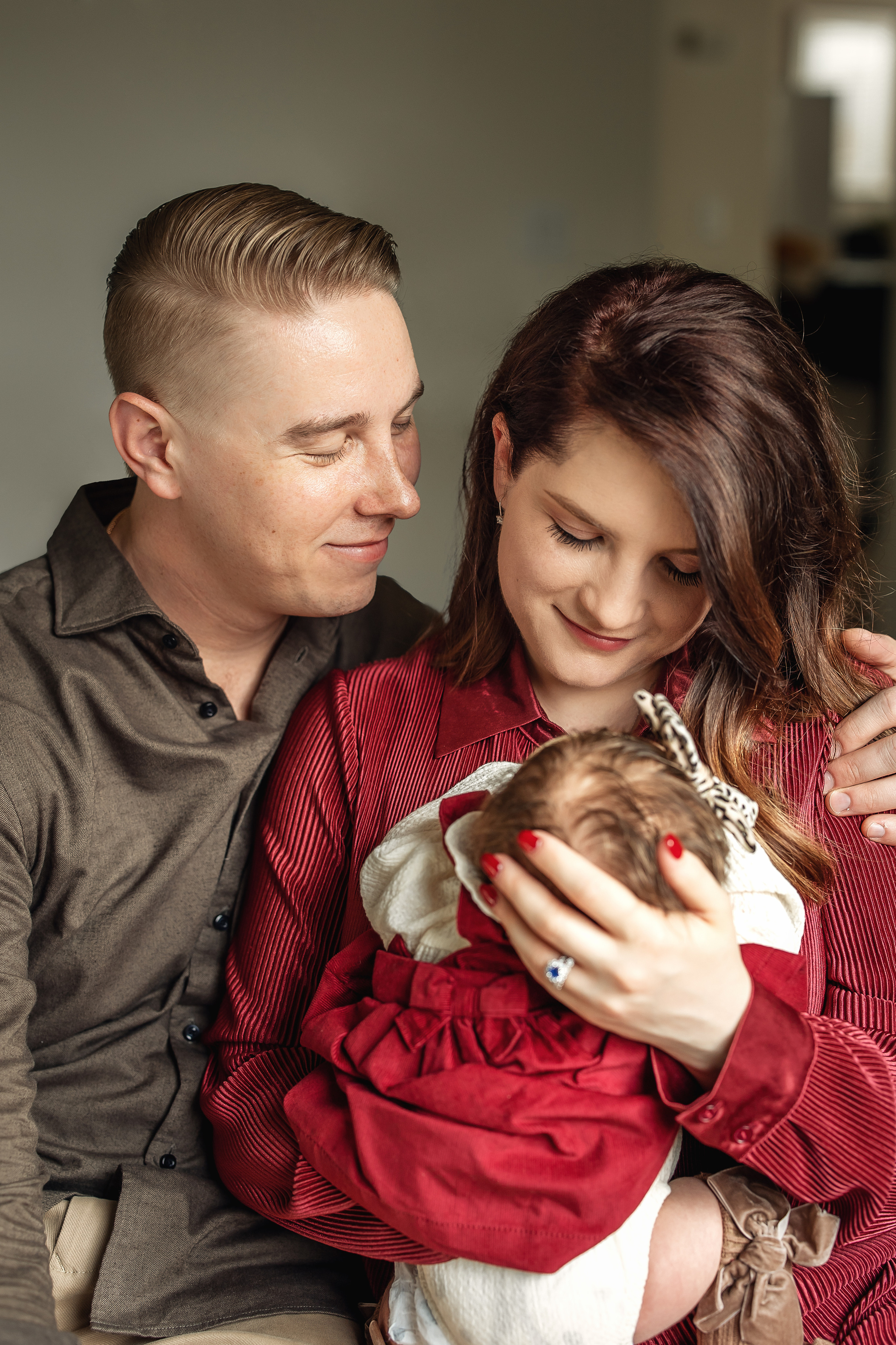 Newborn lifestyle. ArtFeather Photography. Sacramento, California