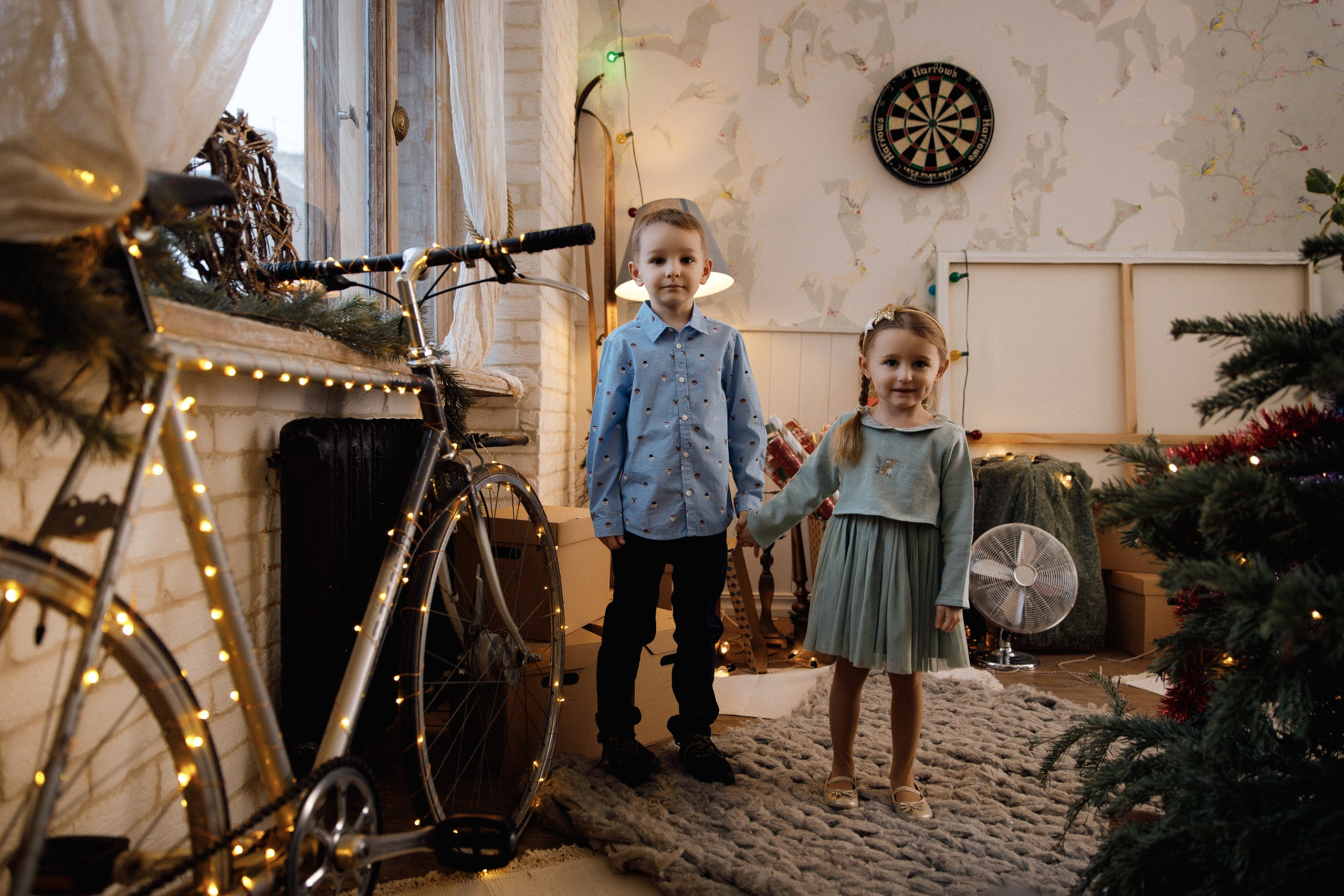 Christmas and New Year photo sessions in Riga, Latvia in studio. Evgeny Timofeyev | Wedding & Content photographer and videographer